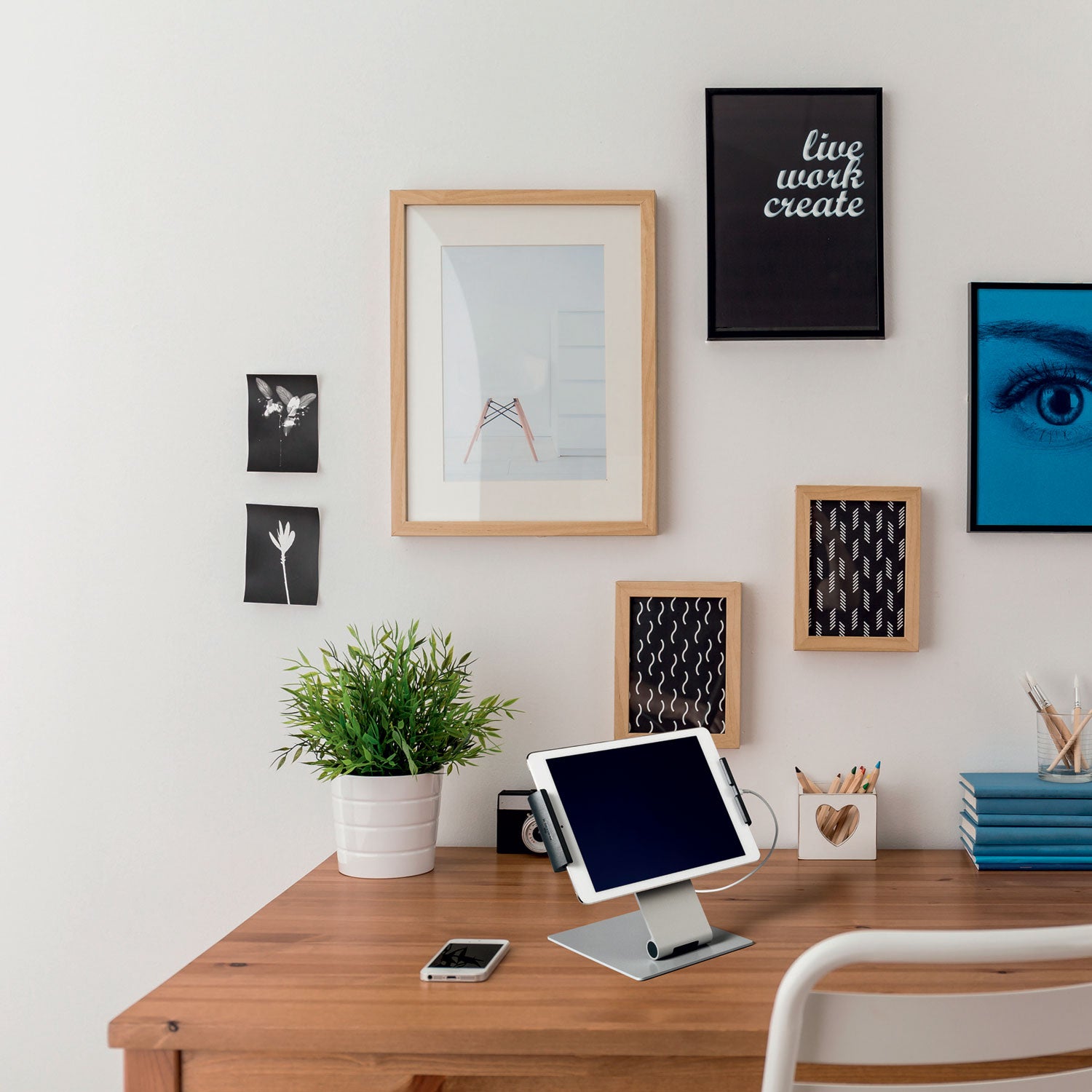 Durable® Tablet Holder Desk Stand, Silver