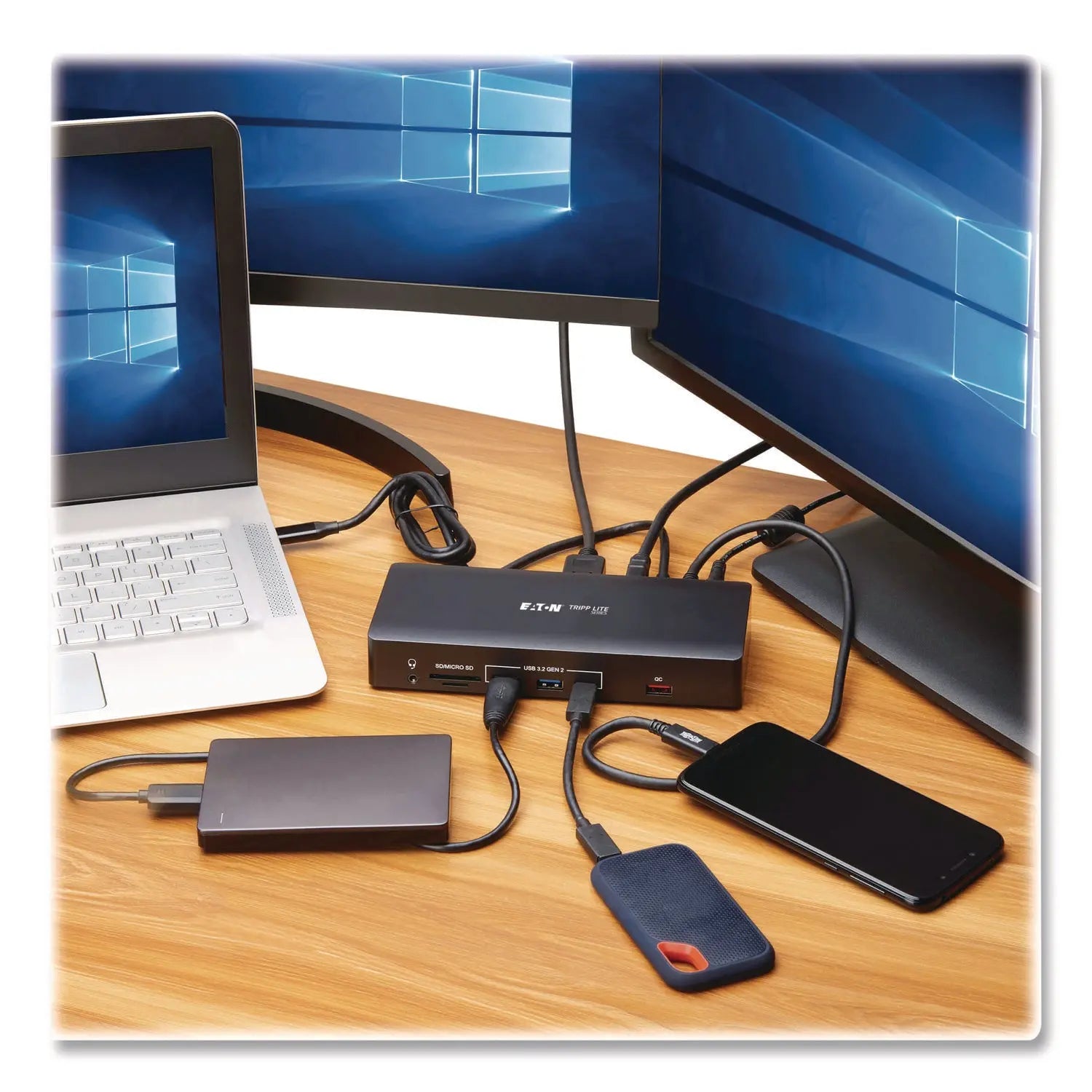 Tripp Lite by Eaton Triple Display USB-C Dock, Displayport/HDMI/RJ45/USB/VGA, Black Tripp Lite by Eaton Flipcost