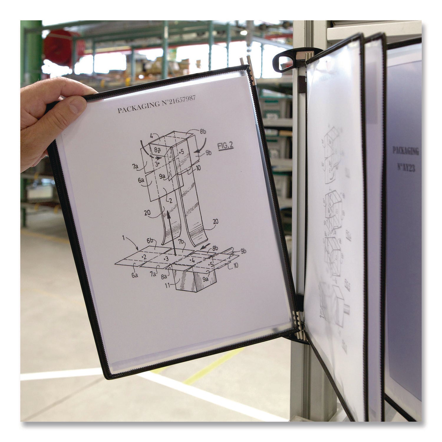 djois® by Tarifold PRO Series Magnetic Wall Reference System, 5 Panels with Black Borders, Black Base