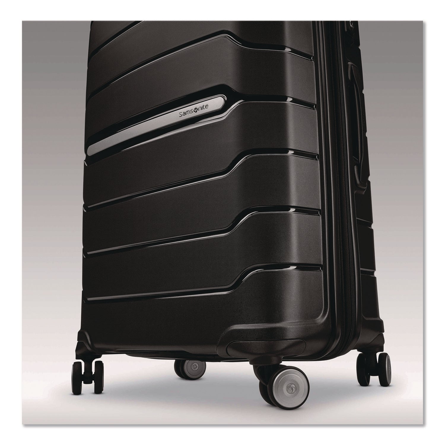 Samsonite® Freeform Hard Side Carry-On Suitcase, Four-Wheeled Spinner, 19.6 x 13.4 x 27.95, Black