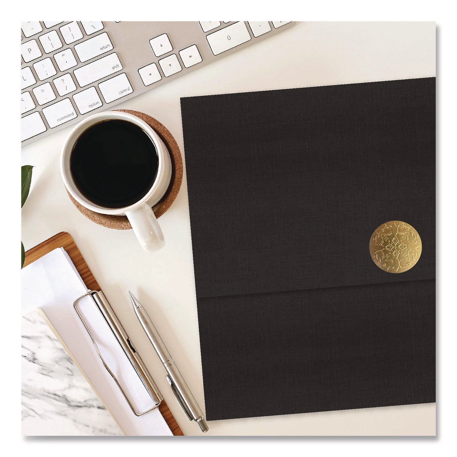 Geographics® Tri-Fold Certificate Holder, 9.2 x 12.5, Black, 5/Pack