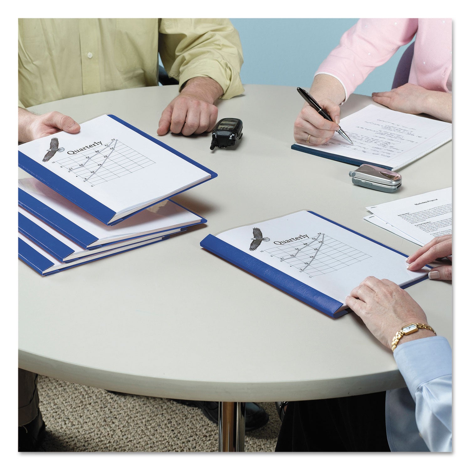 Smead Clear Front Report Cover, Double-Prong Fastener, 0.5" Capacity, 8.5 x 11, Clear/Blue, 25/Box