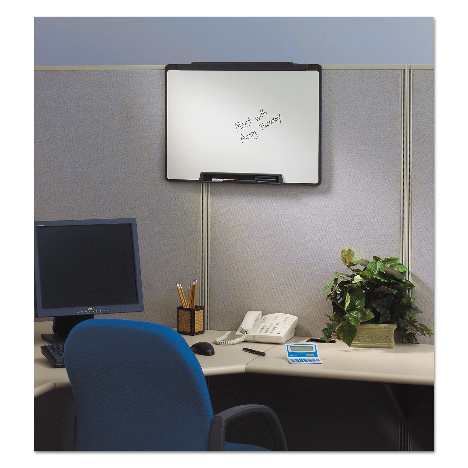 Quartet® Motion Portable Dry Erase Marker Board, 36" x 24", White Surface, Black Plastic Frame