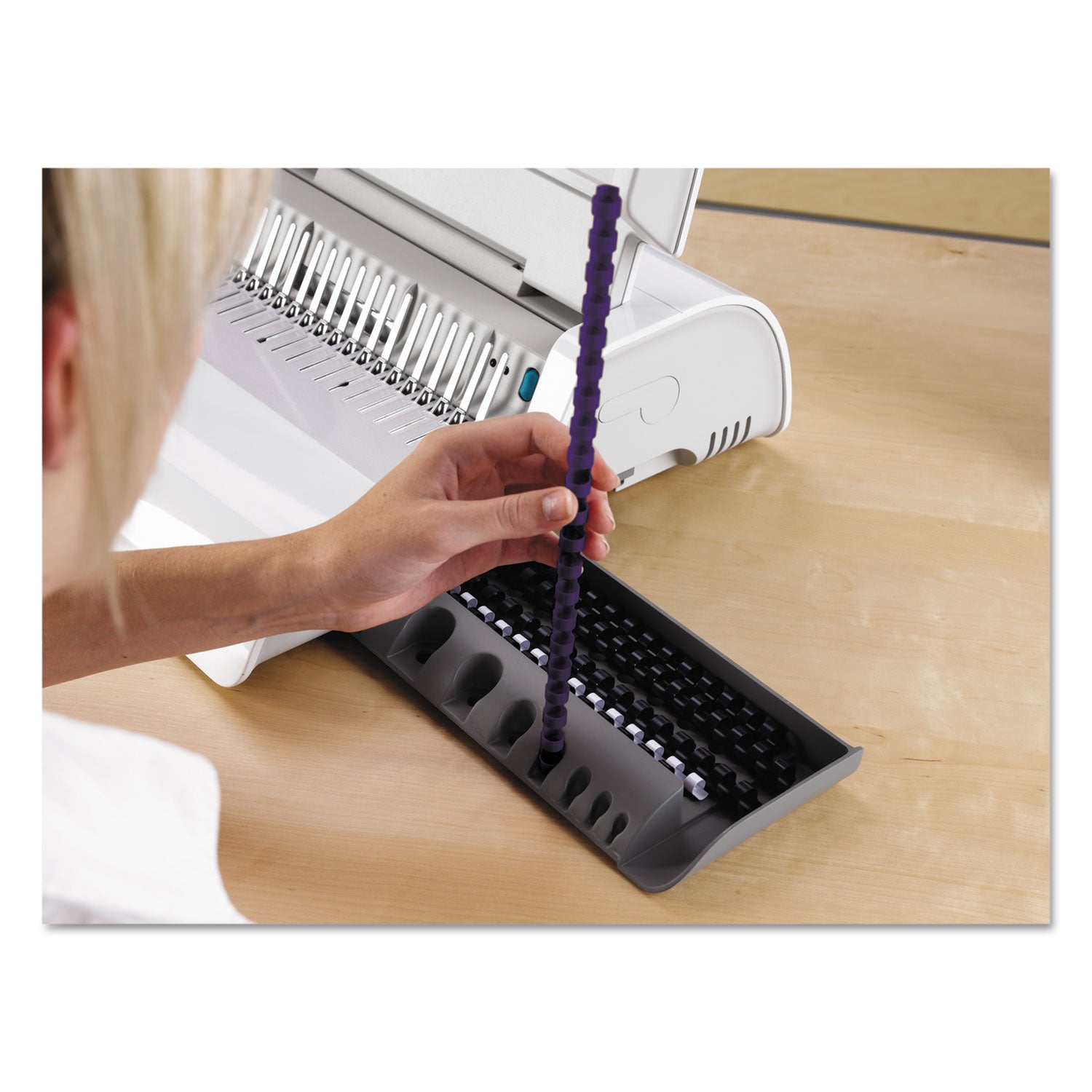 Fellowes® Pulsar Electric Comb Binding System, 300 Sheets, 17 X 15.38 X 5.13, White