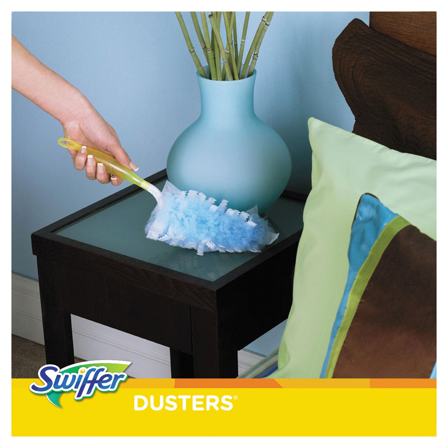 Swiffer® Dusters Starter Kit, Dust Lock Fiber, 6" Handle, Blue/yellow