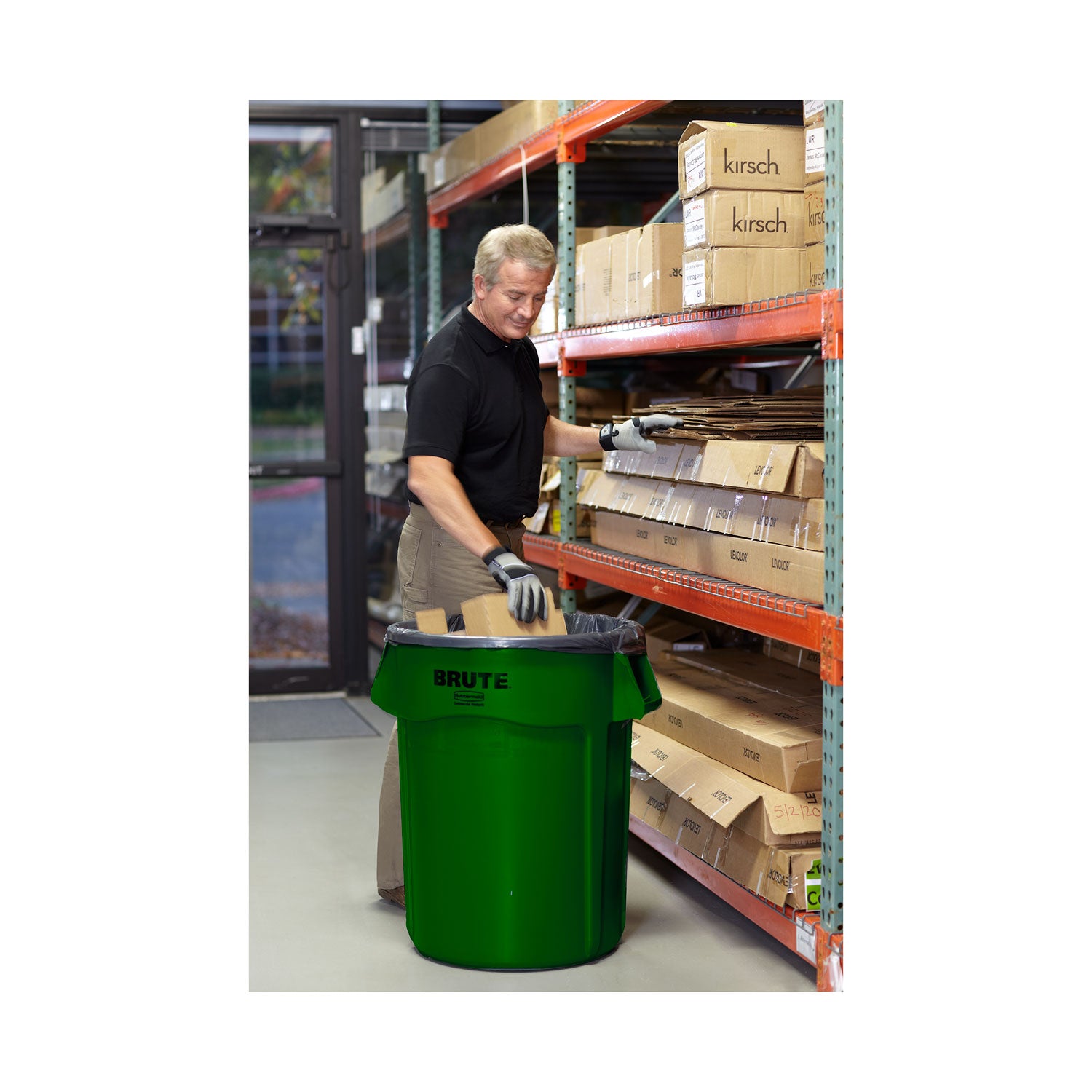 Rubbermaid® Commercial Vented Round Brute Container, 32 gal, Plastic, Dark Green