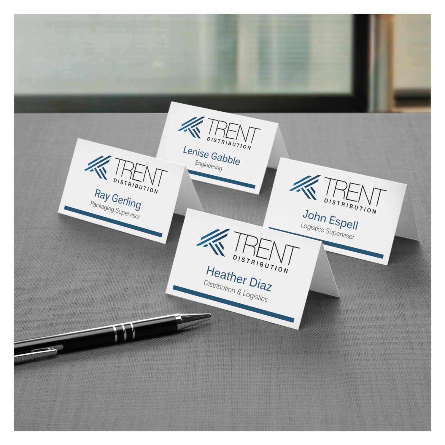 Avery® Small Tent Card, White, 3.5 x 2, 4 Cards/Sheet, 40 Sheets/Pack
