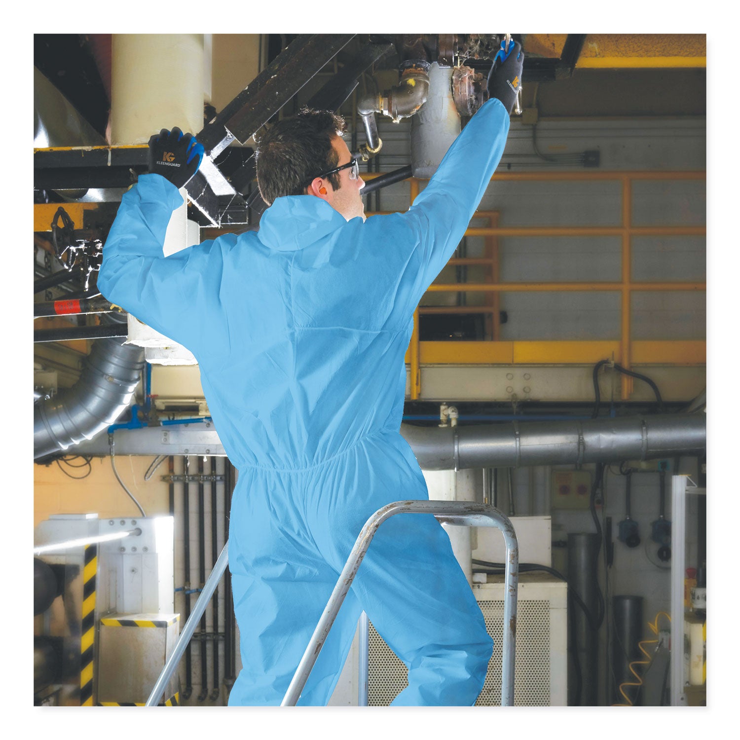 KleenGuard™ A20 Elastic Back Wrist/Ankle, Hood/Boots Coveralls, 4X-Large, Blue, 20/Carton