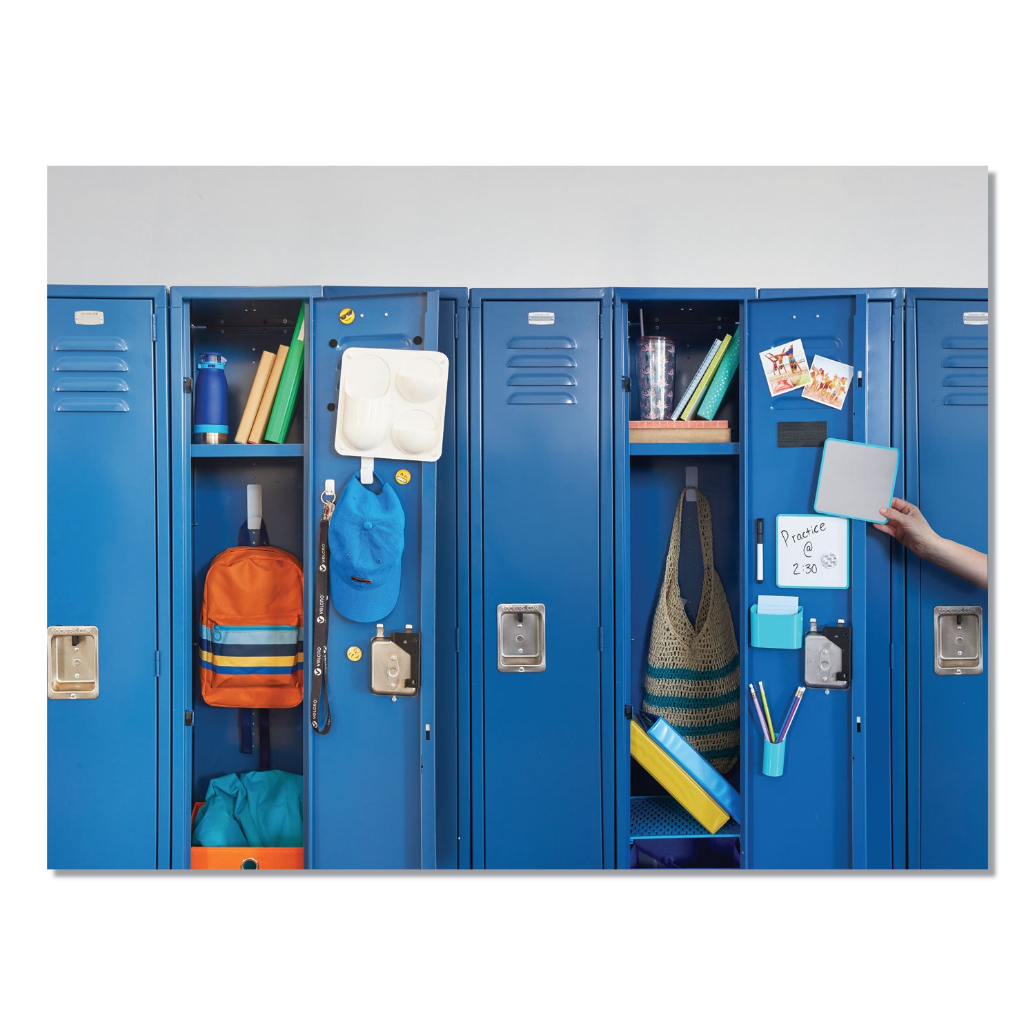 VELCRO® Brand Sticky-Back Fasteners, Removable Adhesive, 0.75" Dia, Black, 200/box