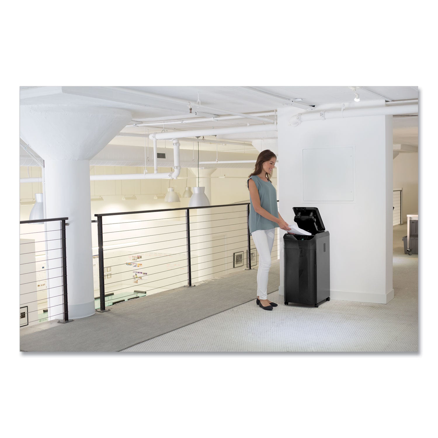 Fellowes® Automax 350c Auto Feed Cross-Cut Shredder, 350 Auto/12 Manual Sheet Capacity