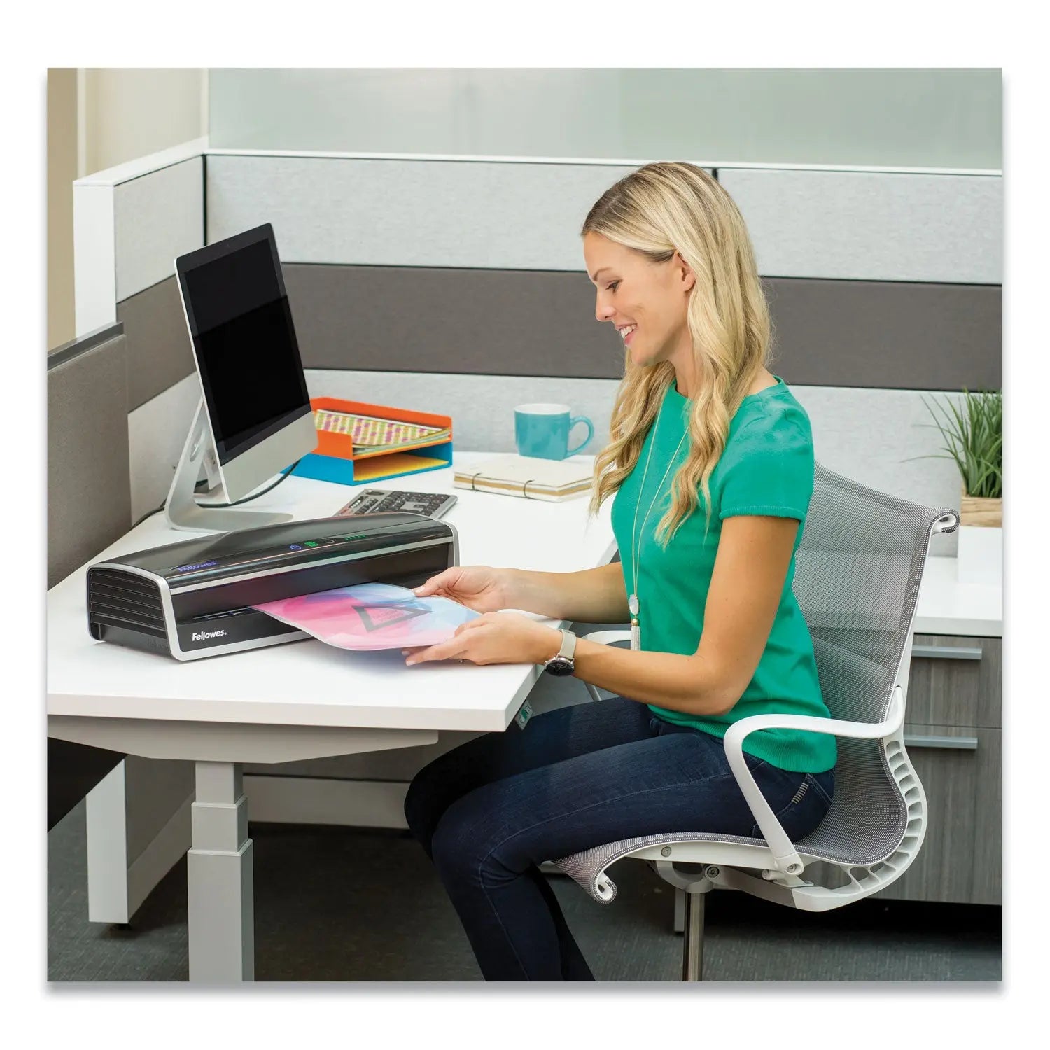 Venus 2 125 Laminator, Six Rollers, 12" Max Document Width, 10 mil Max Document Thickness Fellowes® Flipcost