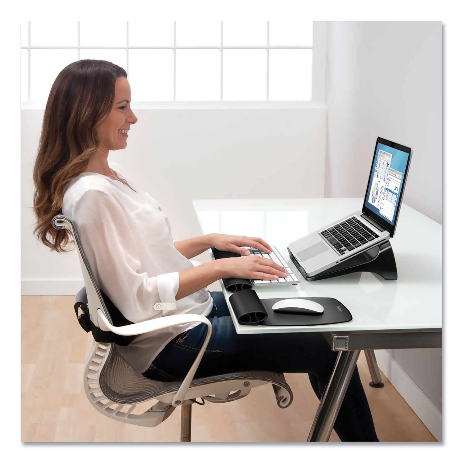 Fellowes® I-Spire Series Laptop Lift, 13.19" X 9.31" X 4.13", Black/gray, Supports 10 Lbs