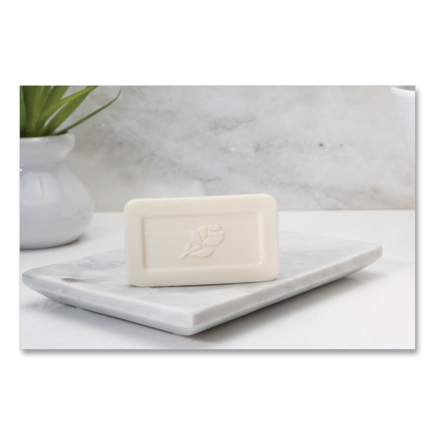 Good Day™ Unwrapped Amenity Bar Soap, Fresh Scent, #1 1/2, 500/carton