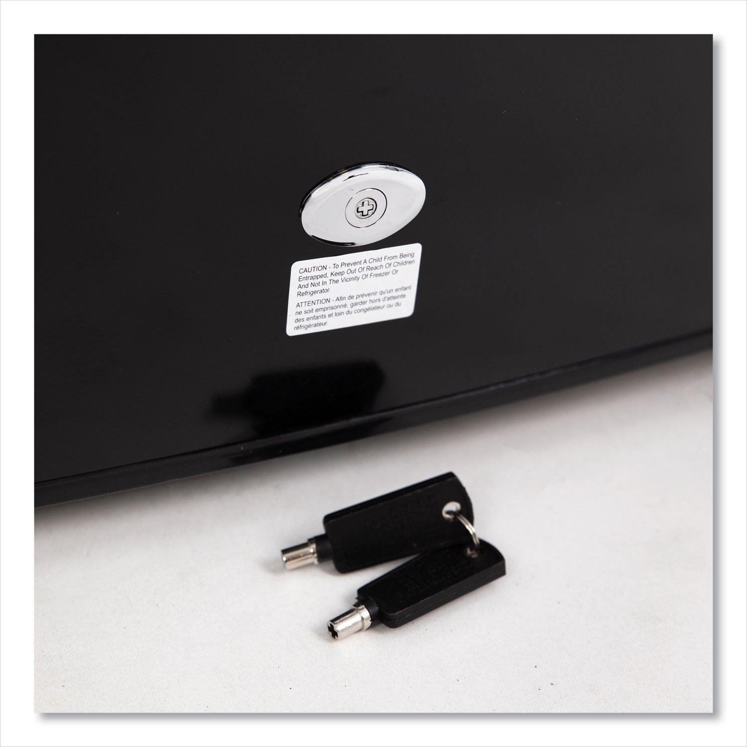 Avanti 4.4 Cu.ft. Auto-Defrost Refrigerator, 19.25 X 22 X 33, Black