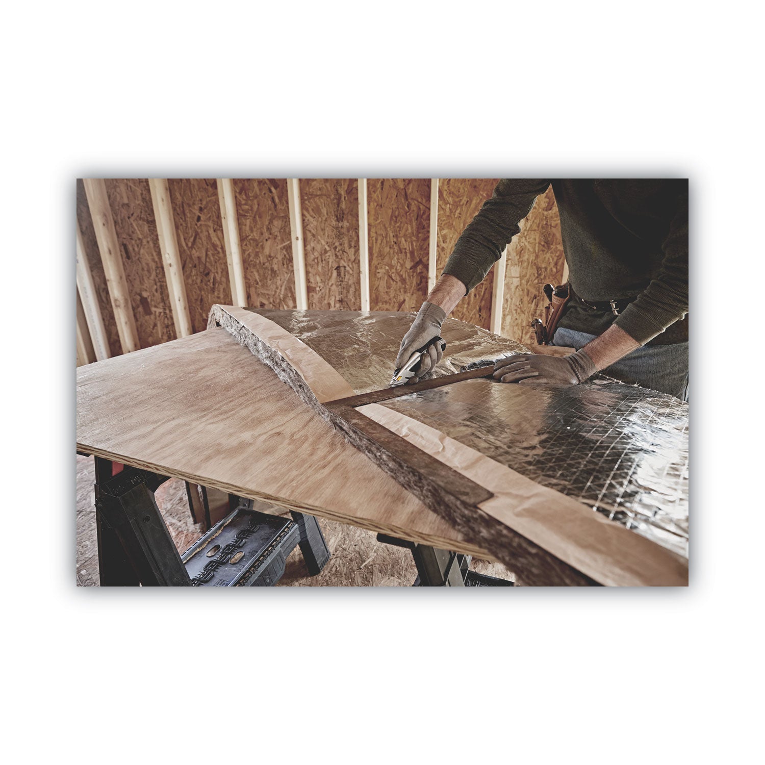 Stanley® Curved Quick-Change Utility Knife, Stainless Steel Retractable Blade, 3 Blades, 6.5" Metal Handle, Black/Chrome