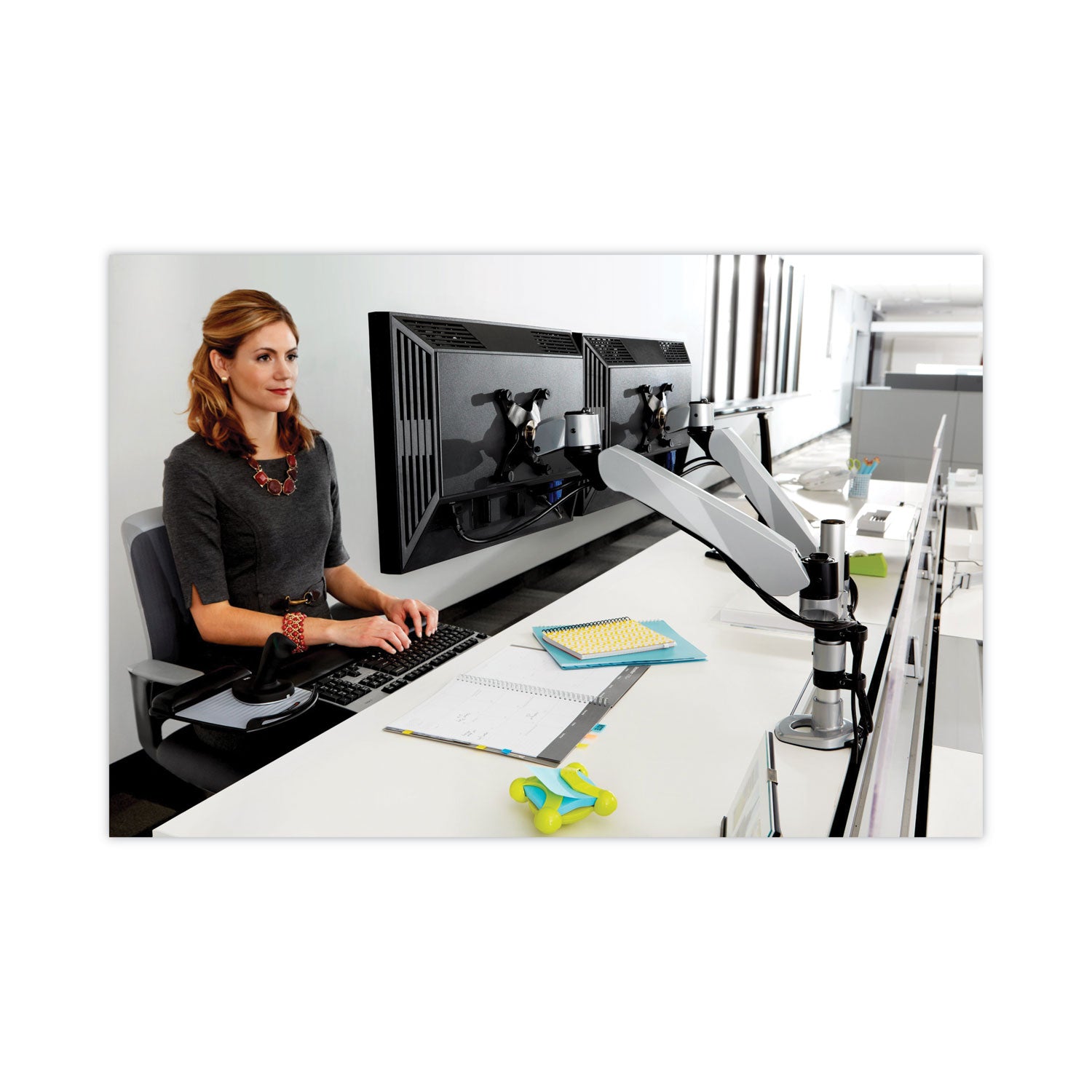 3M™ Easy-Adjust Desk Dual Arm Mount For 27" Monitors, 360 Deg Rotation, +90/-15 Deg Tilt, 360 Deg Pan, Silver, Supports 20 Lb