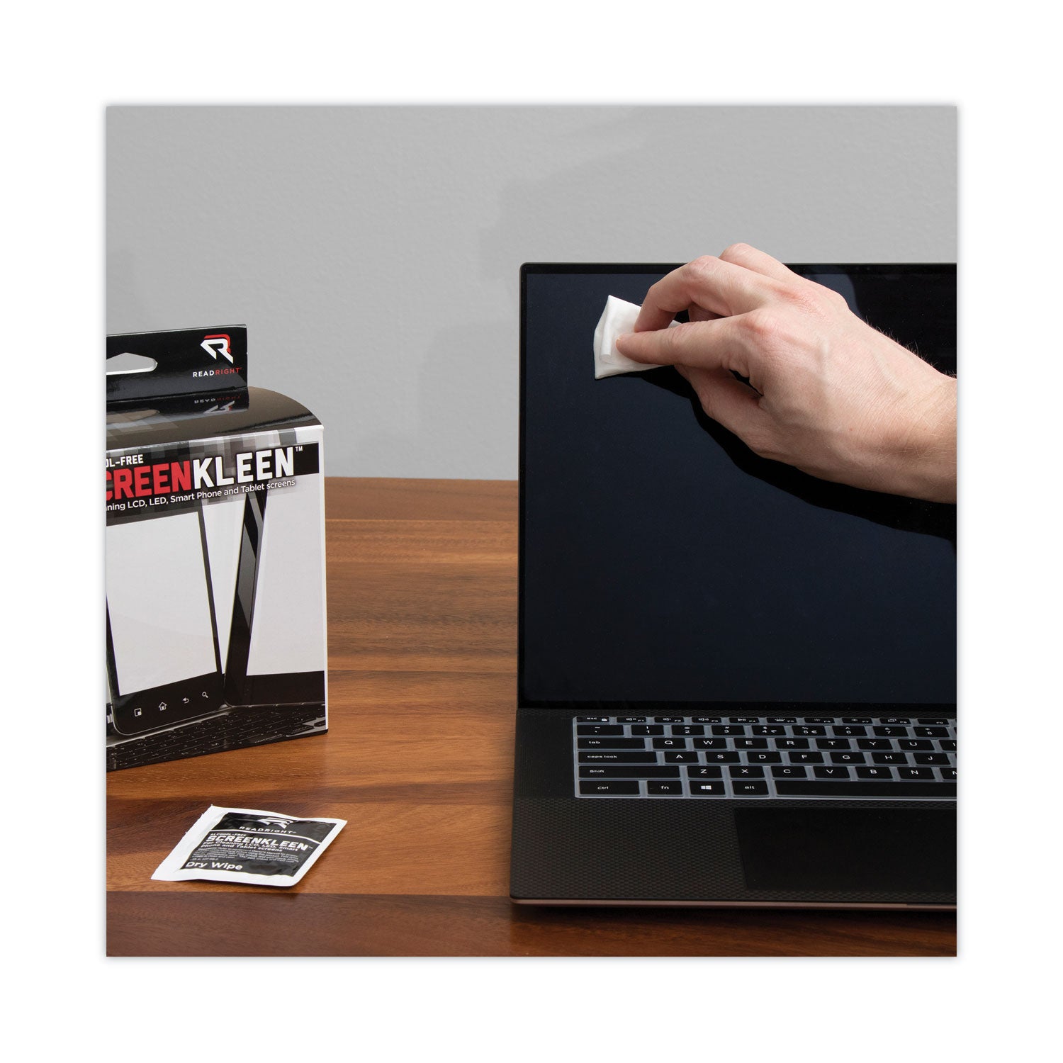 Read Right® ScreenKleen Alcohol-Free Wet Wipes, Cloth, 5 x 5, Unscented, 40/Box