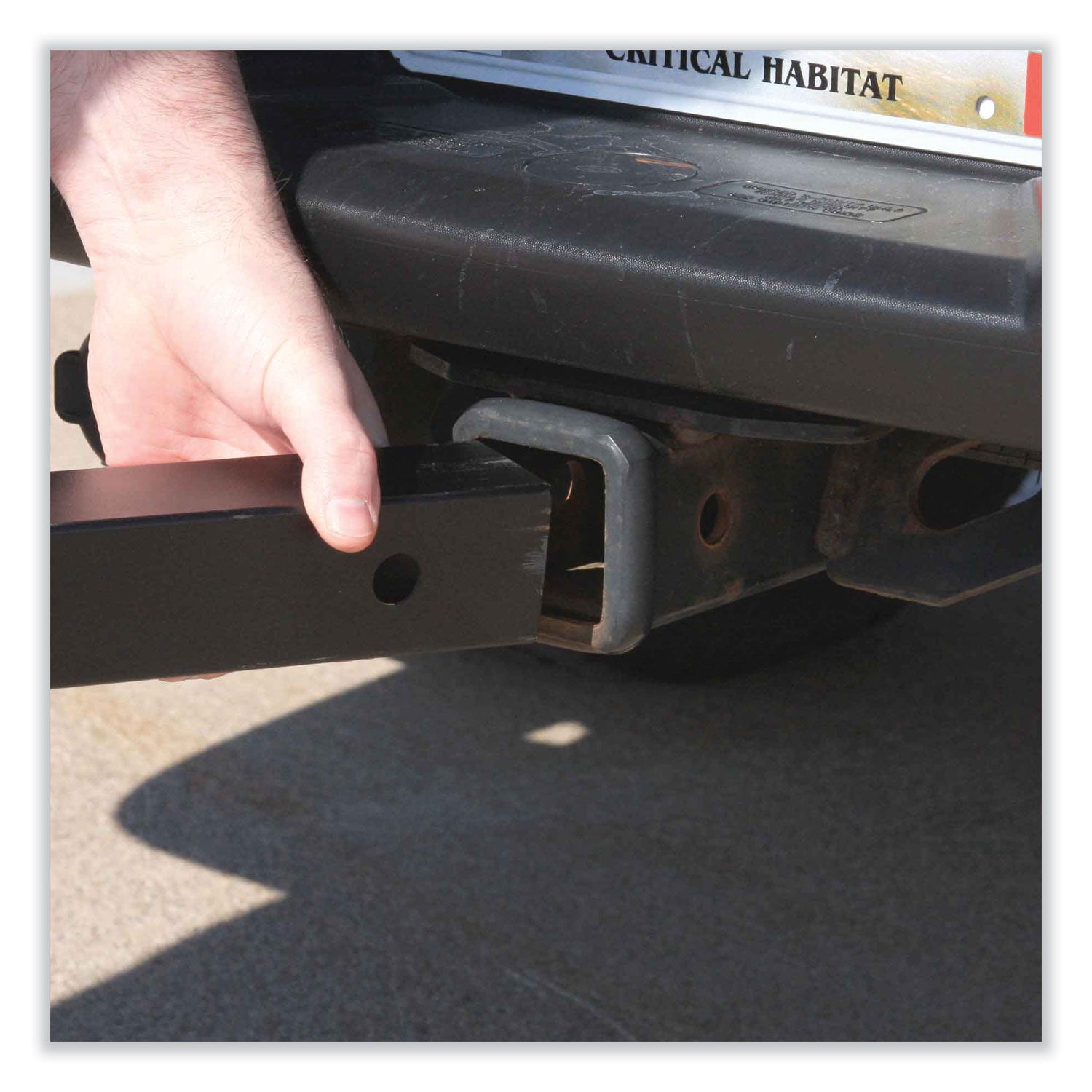 ergodyne® SHAX 6193 Umbrella Trailer Hitch Mount, For Standard 2" Trailer Hitch Receivers, Black