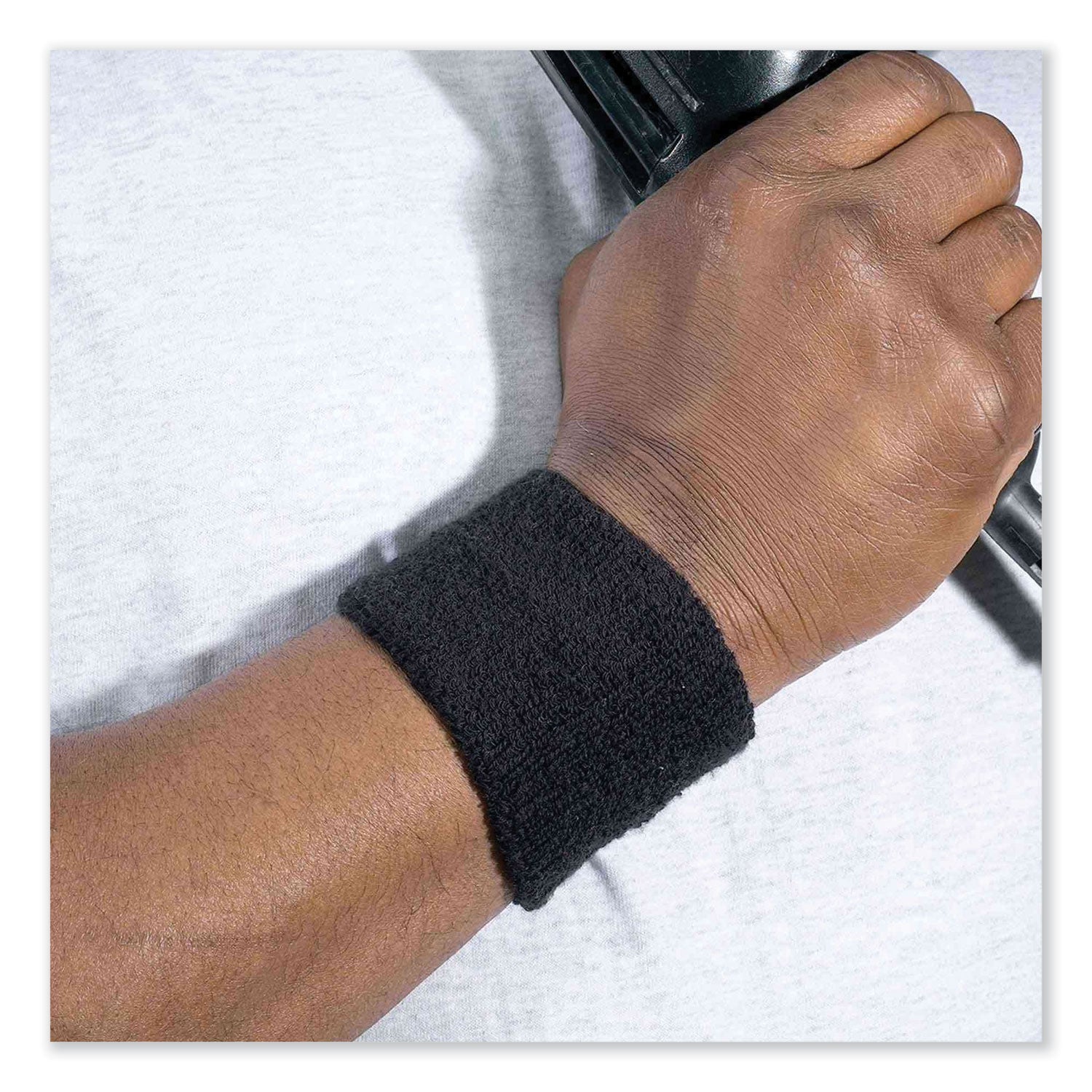 Ergodyne® Chill-Its 6500 Wrist Terry Cloth Sweatband, Cotton Terry, One Size Fits Most, Black