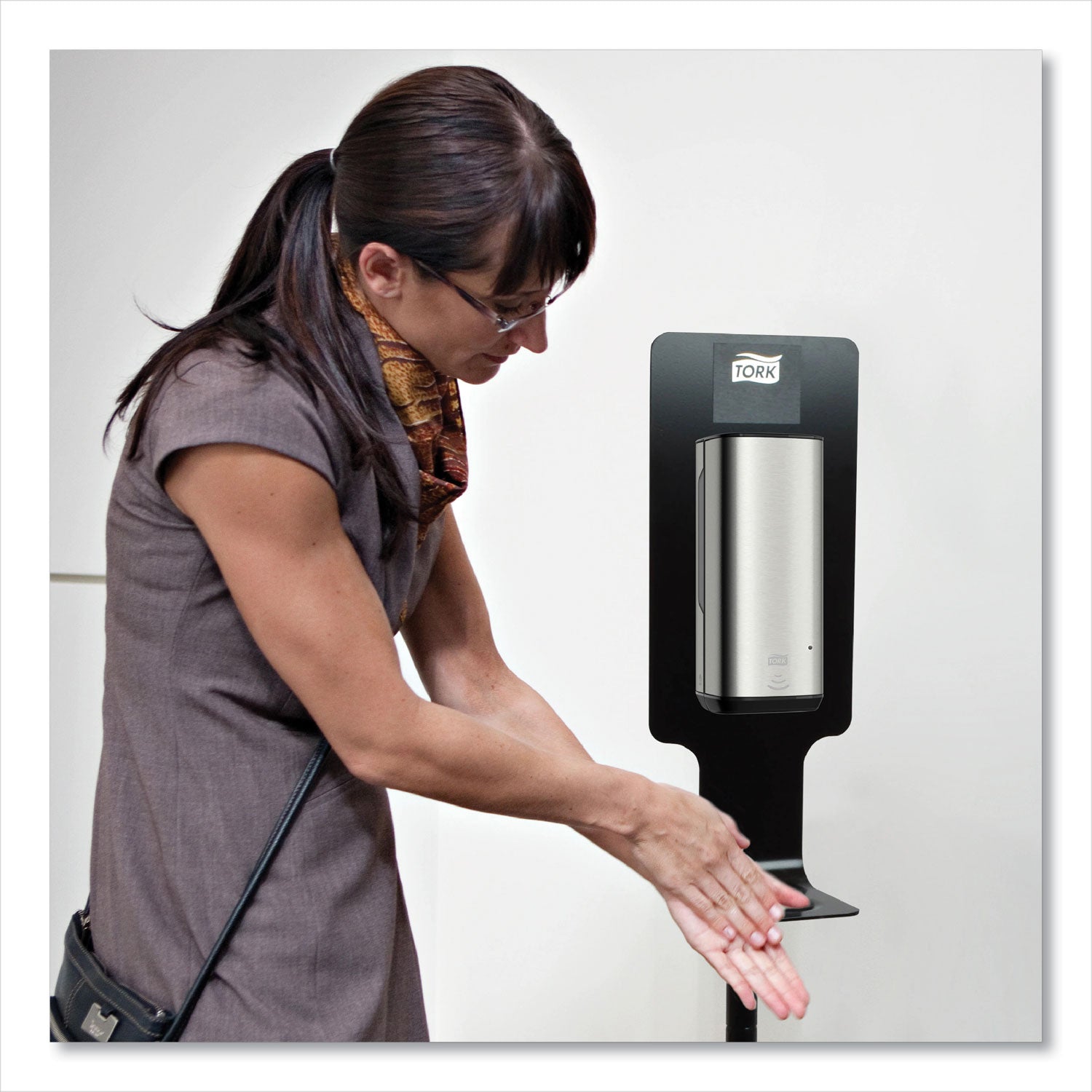 Tork® Premium Alcohol Foam Hand Sanitizer, 1 L Bottle, Unscented, 6/carton