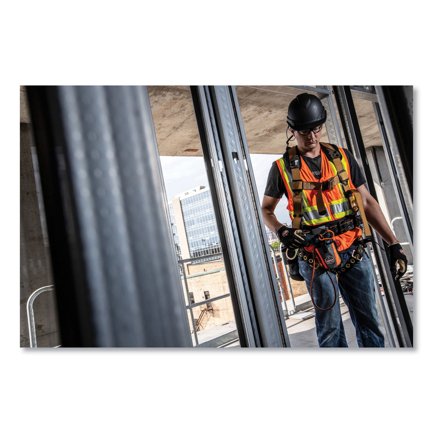 ergodyne® Arsenal 5555 5" Padded Base Layer Tool Belt, Fits Waist 46" to 58", Polyester, Black