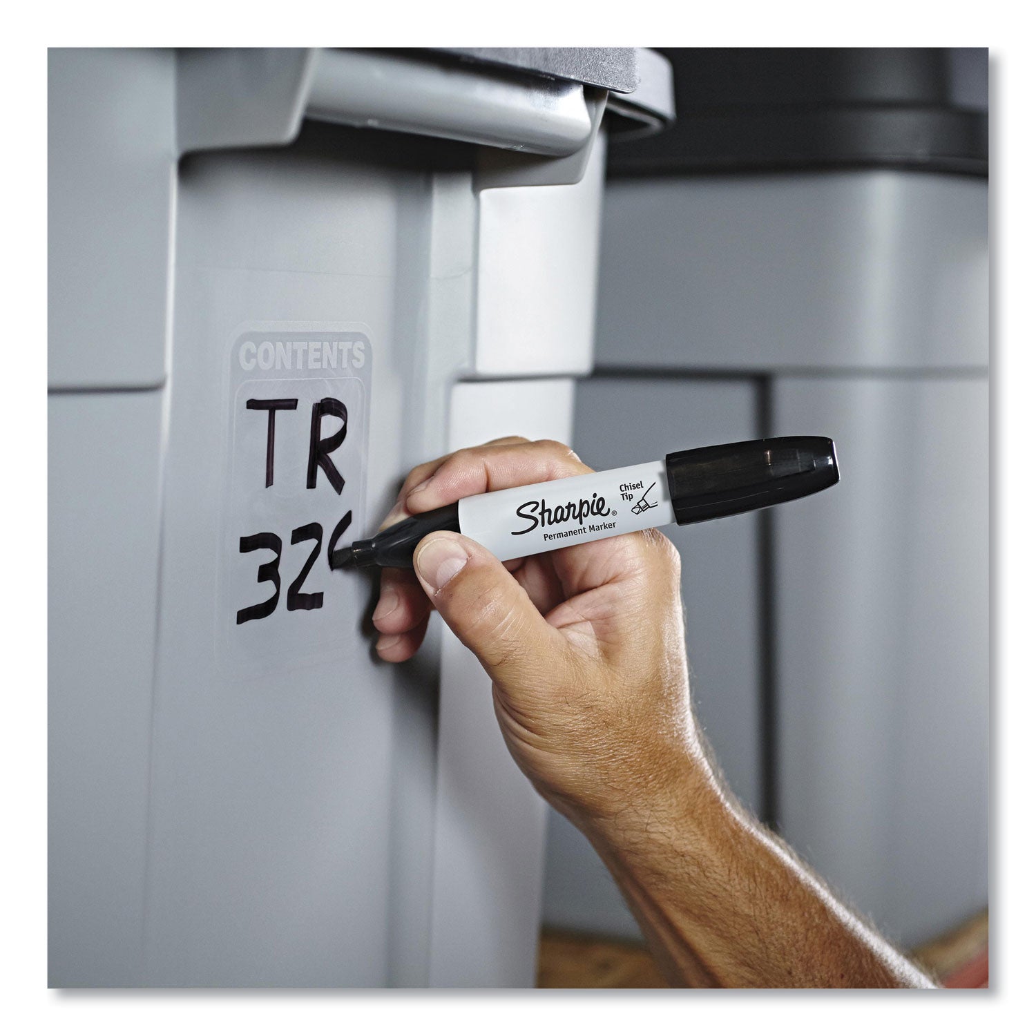 Sharpie® Chisel Tip Permanent Marker, Medium Chisel Tip, Black, Dozen