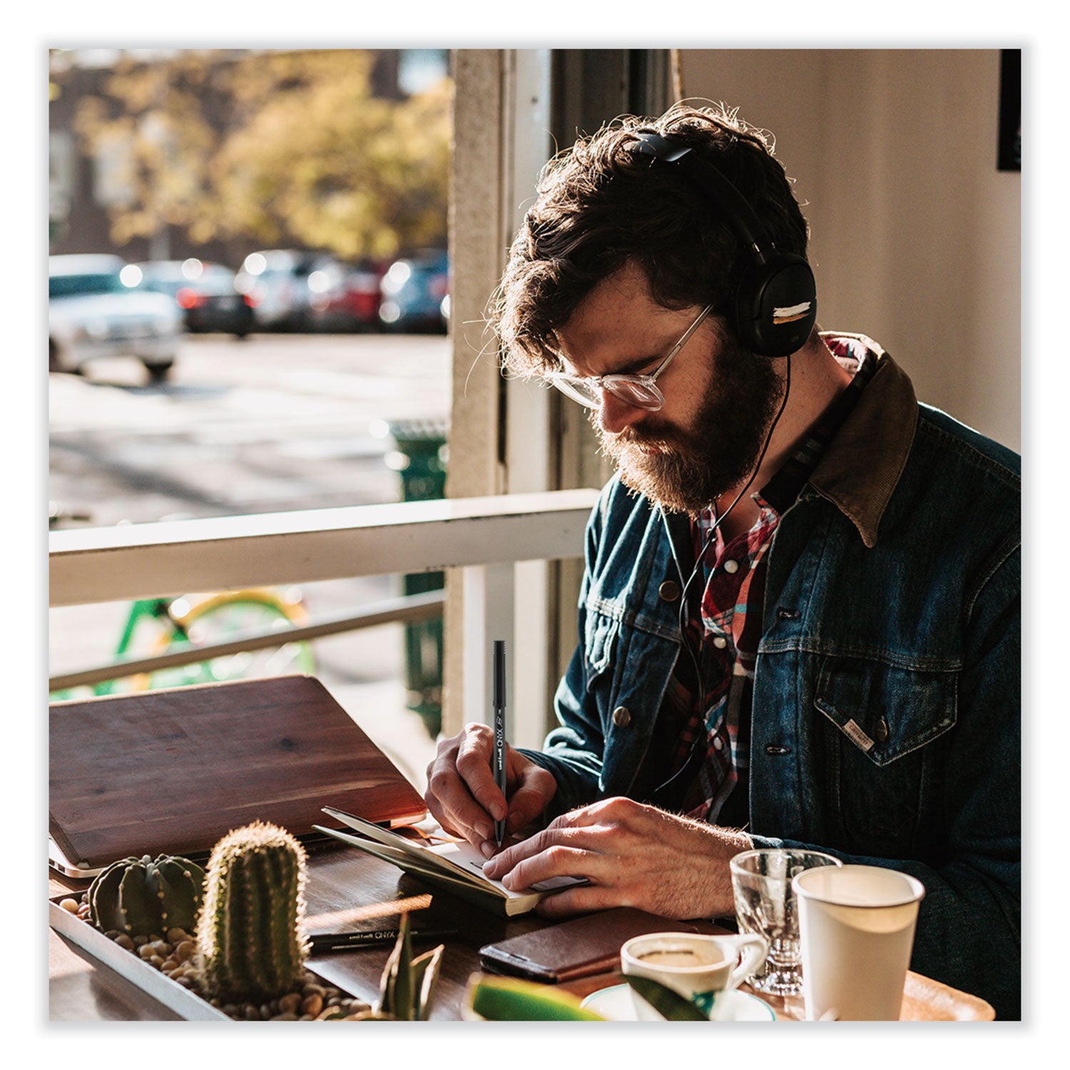 uniball® ONYX Rollerball Pen, Stick, Fine 0.7 mm, Black Ink, Black Barrel, Dozen