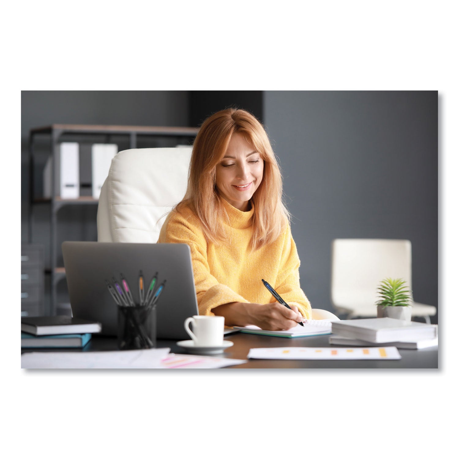 uniball® 207 Plus+ Gel Pen, Retractable, Medium 0.7 mm, Black Ink, Black Barrel, 4/Pack