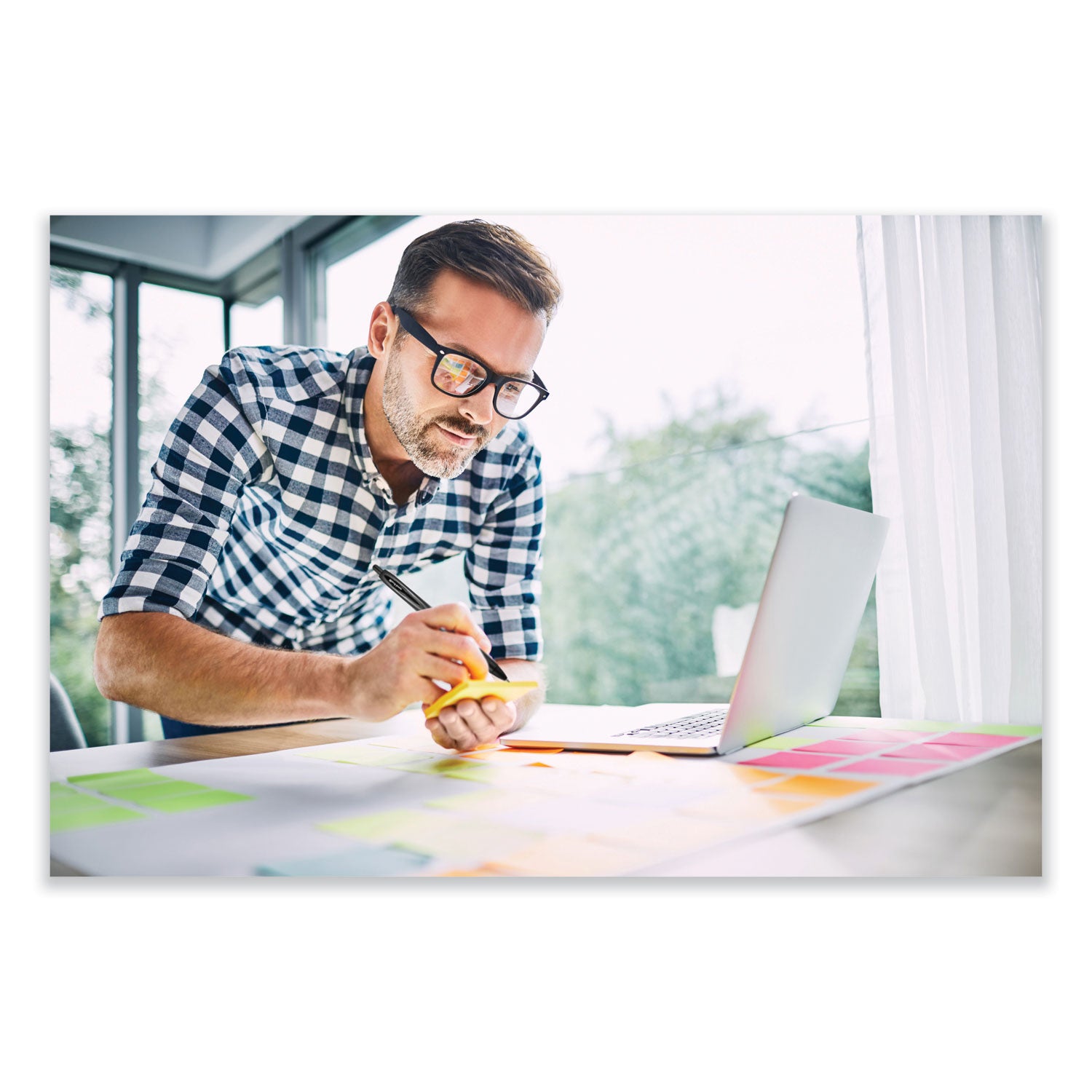 uniball® 207 Plus+ Gel Pen, Retractable, Medium 0.7 mm, Black Ink, Black Barrel, 4/Pack