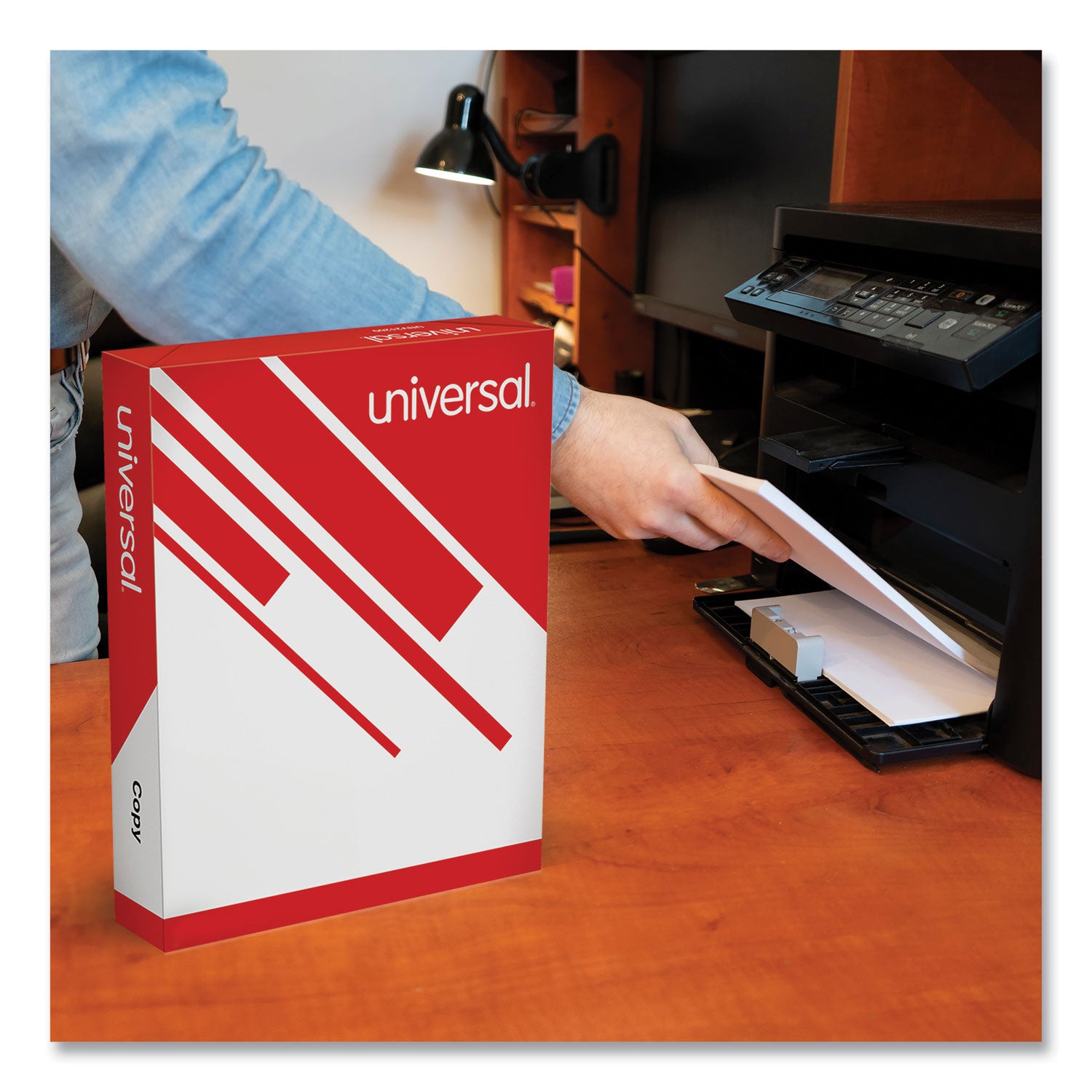 Universal® Copy Paper, 92 Bright, 20 lb Bond Weight, 8.5 x 11, White, 500 Sheets/Ream, 10 Reams/Carton