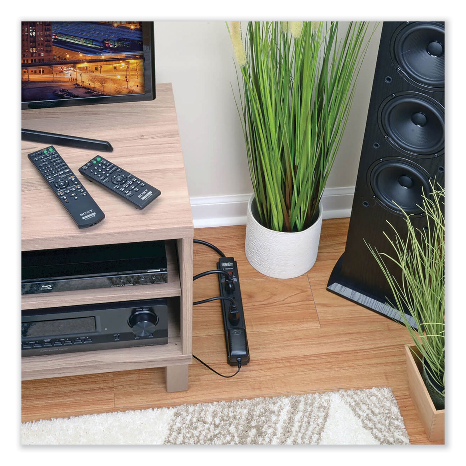 Tripp Lite by Eaton Protect It! Surge Protector, 6 AC Outlets, 6 ft Cord, 790 J, Black