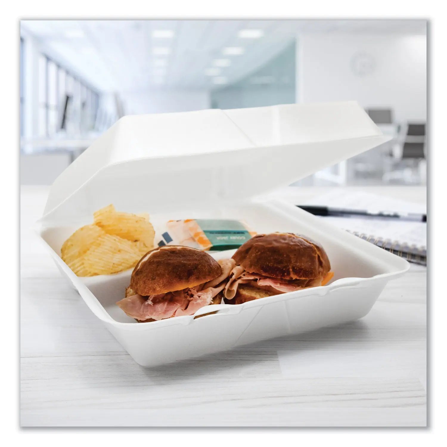 Foam Hinged Lid Containers, 3-Compartment, 9.25 x 9.5 x 3, White, 200/Carton Dart® Flipcost