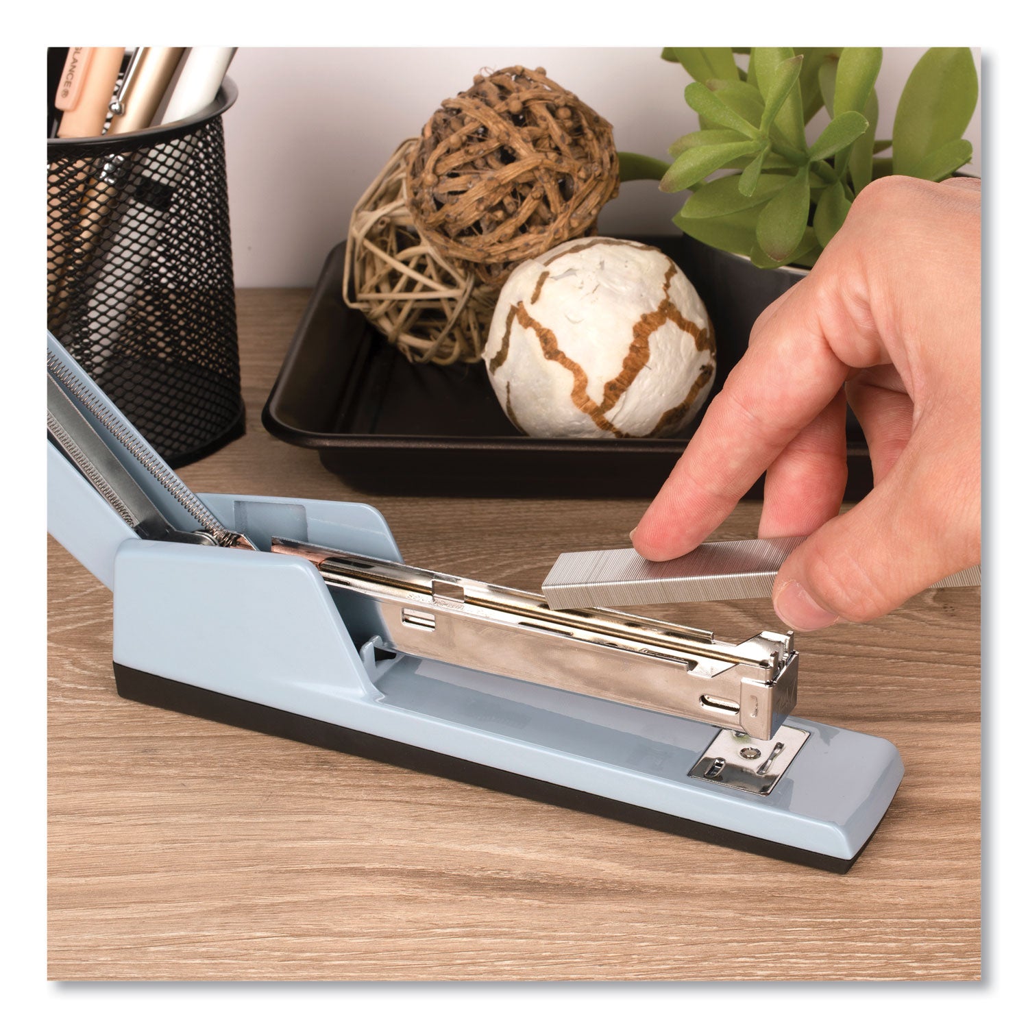 Swingline® 747 Classic Full Strip Stapler, 30-Sheet Capacity, Sky Blue