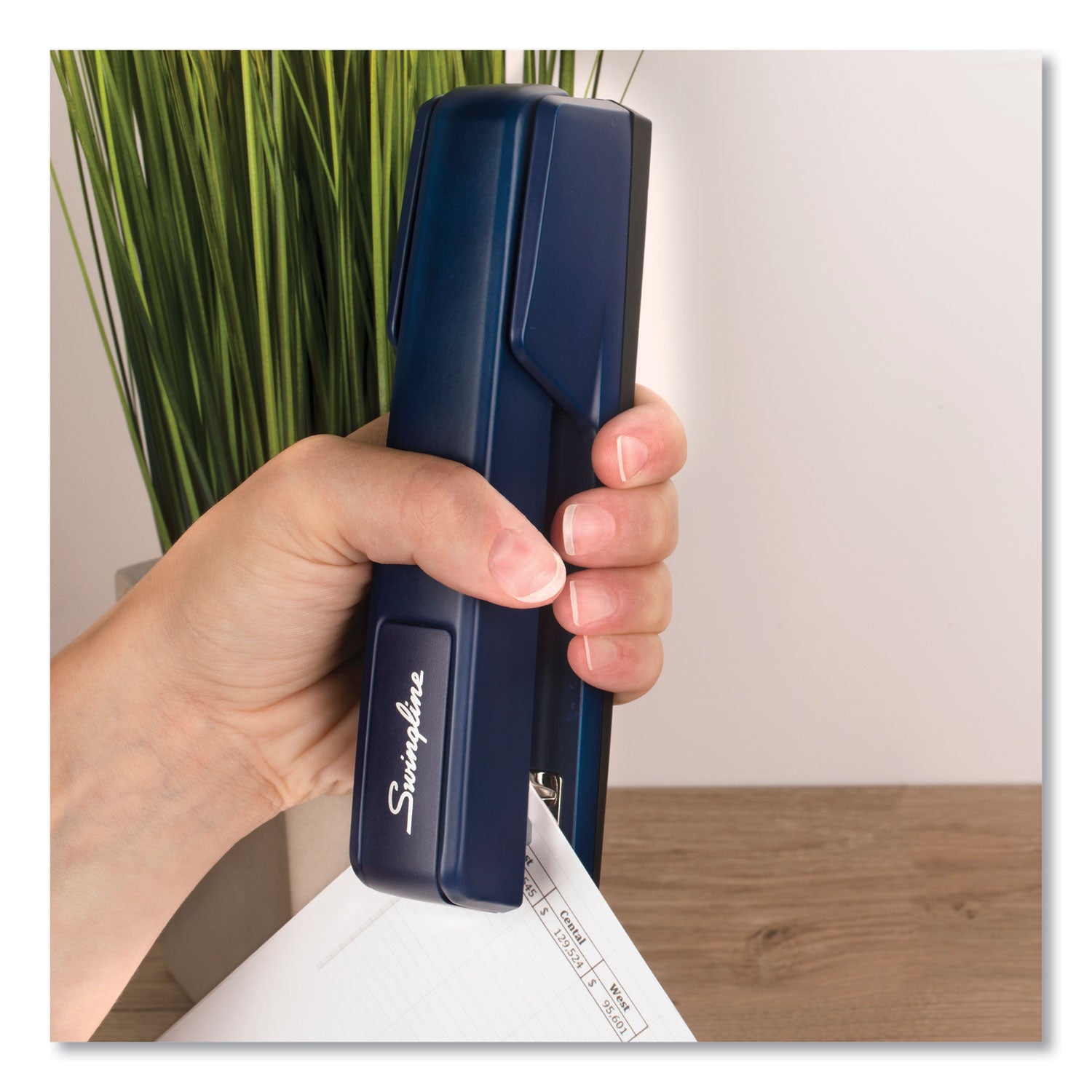 Swingline® 747 Classic Full Strip Stapler, 30-Sheet Capacity, Royal Blue