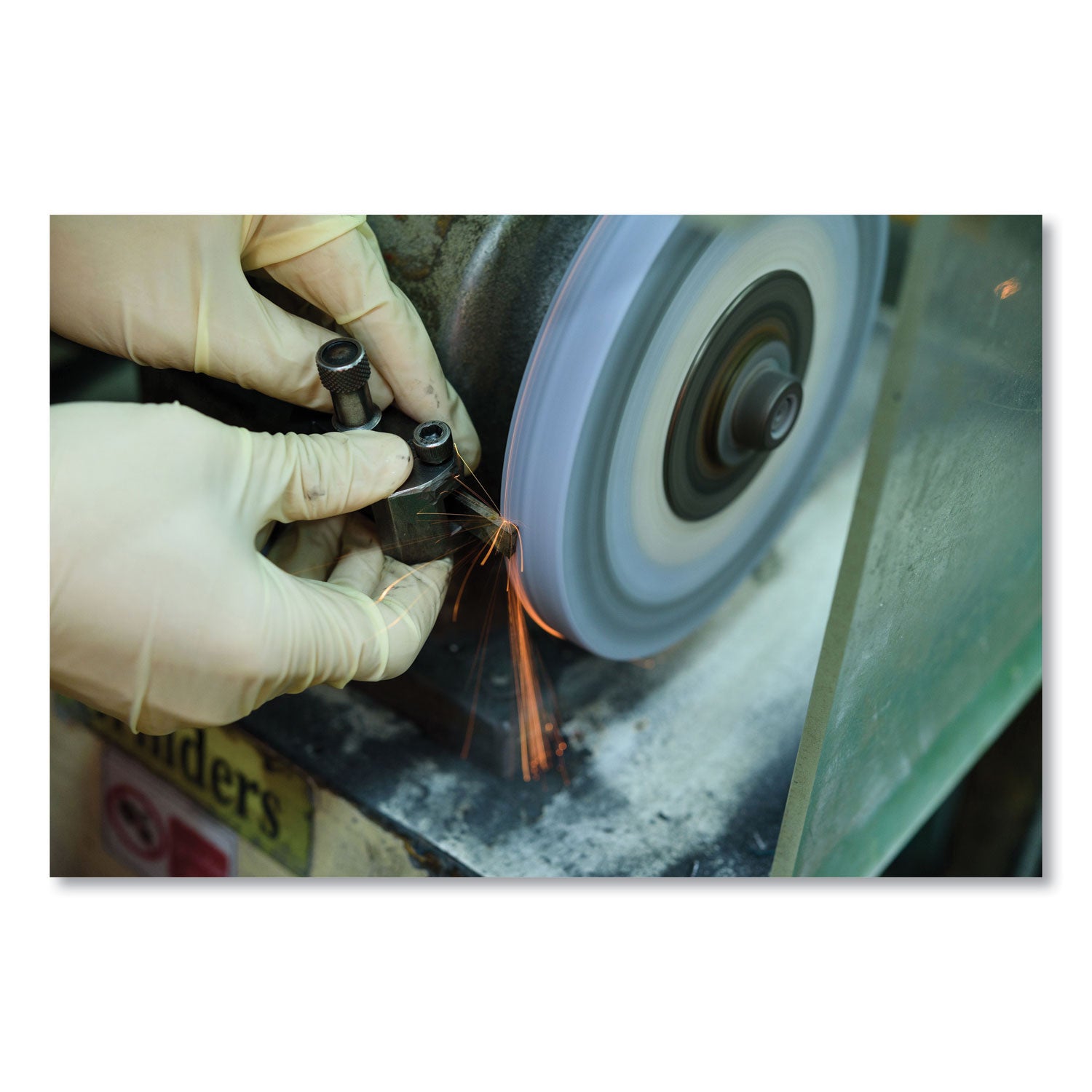 SemperGuard® Latex Powdered Gloves, Cream, Medium, 100/Box