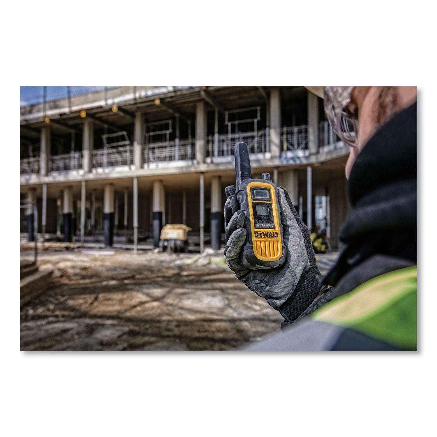 DeWalt® DXFRS800 Two-Way Radios, 2 W, 22 Channels