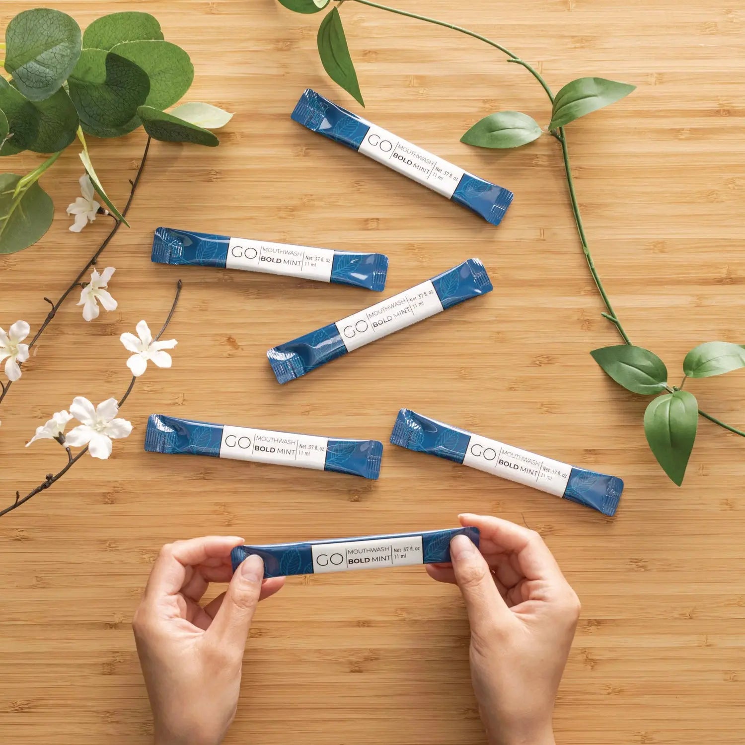 Individual Mouthwash Packets, Bold Mint Flavor, 0.37 Packet, 5/Pack, 12 Packs/Box Go Mouthwash Flipcost