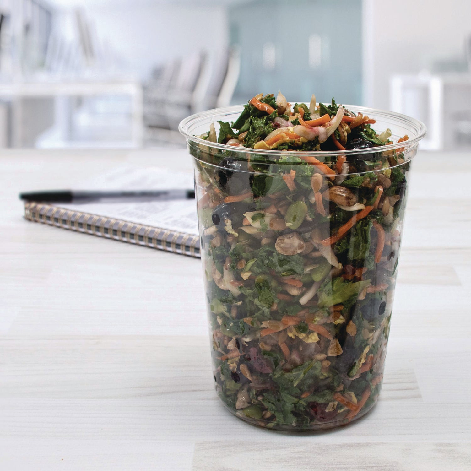 Dart® Microgourmet Plastic Deli Container, 32 oz, 4.7" Diameter x 5.7" h, Clear, 500/Carton