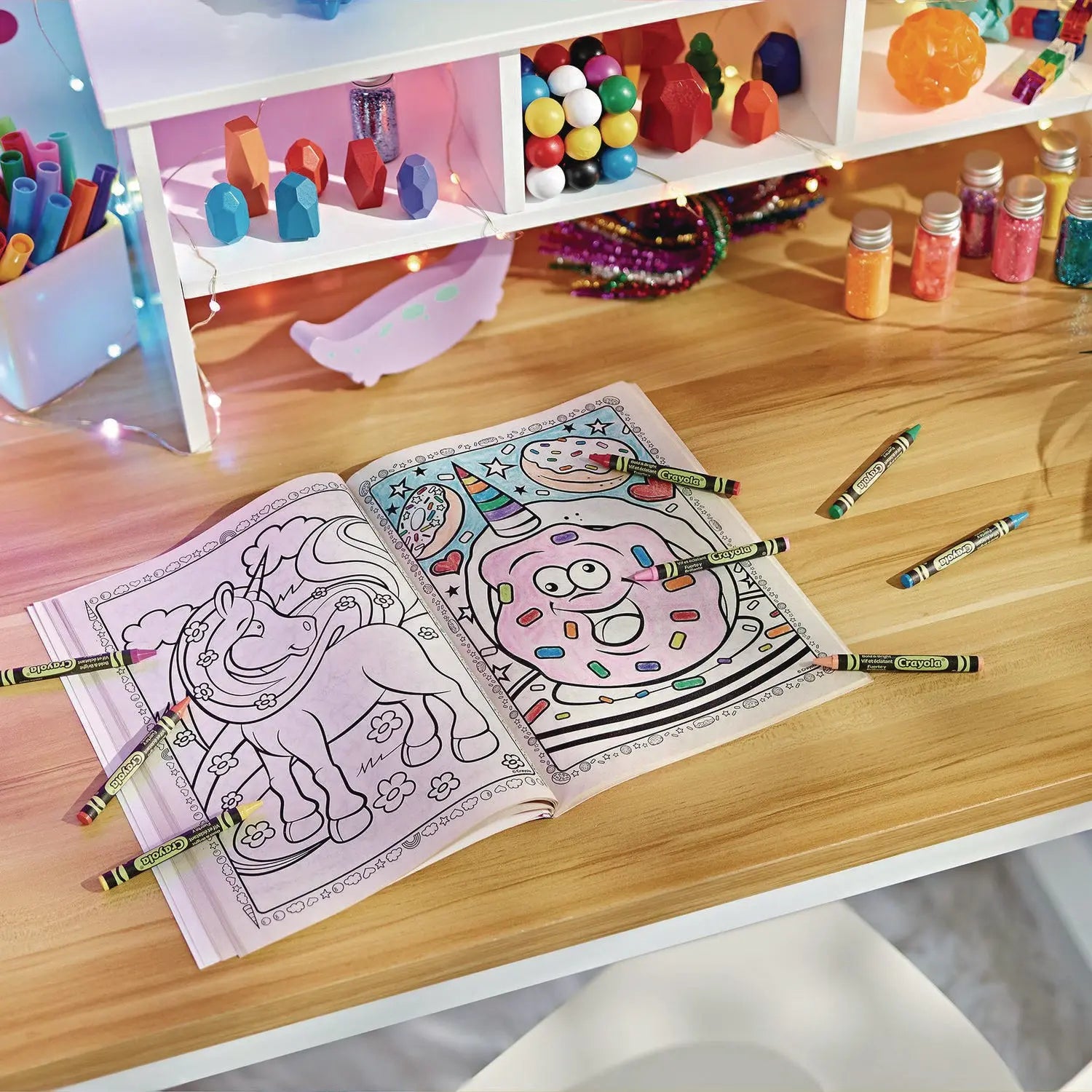 Bold and Bright Construction Paper Crayons, Assorted Colors, 24/Box Crayola® Flipcost