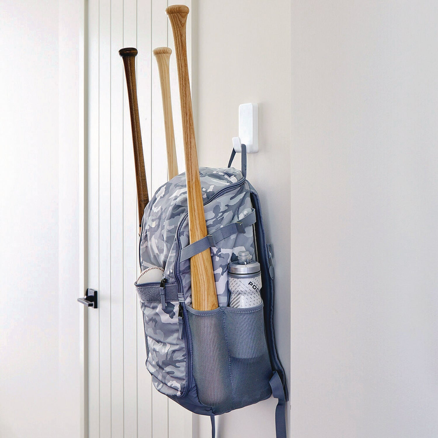 Command™ X-Large Utility Hooks, Plastic, White, 10 lb Capacity, 2 Hooks and 6 Strips/Pack