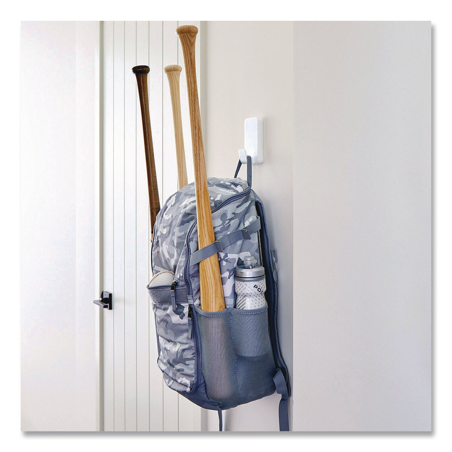 Command™ X-Large Utility Hooks, Plastic, White, 15 lb Capacity, 1 Hook and 4 Strips