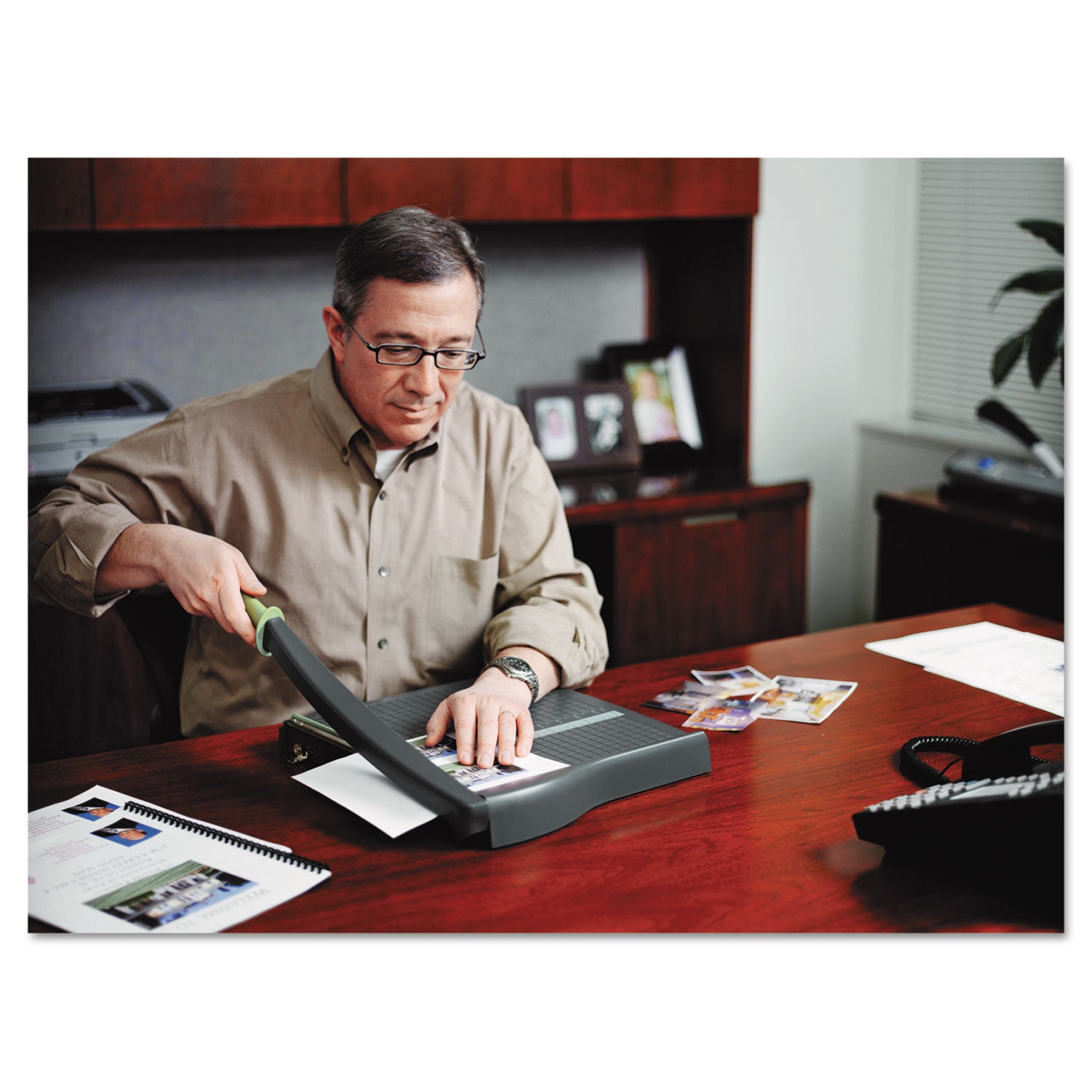 Swingline® ClassicCut Lite Paper Trimmer, 10 Sheets, 12" Cut Length,  Durable Plastic Base, 13 x 19.5