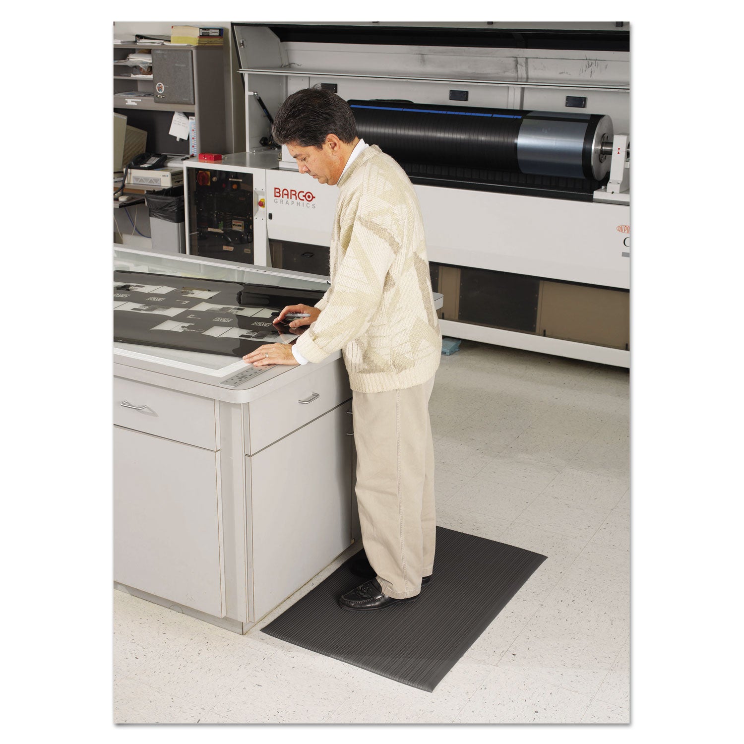 Guardian Air Step Antifatigue Mat, Polypropylene, 36 X 60, Black