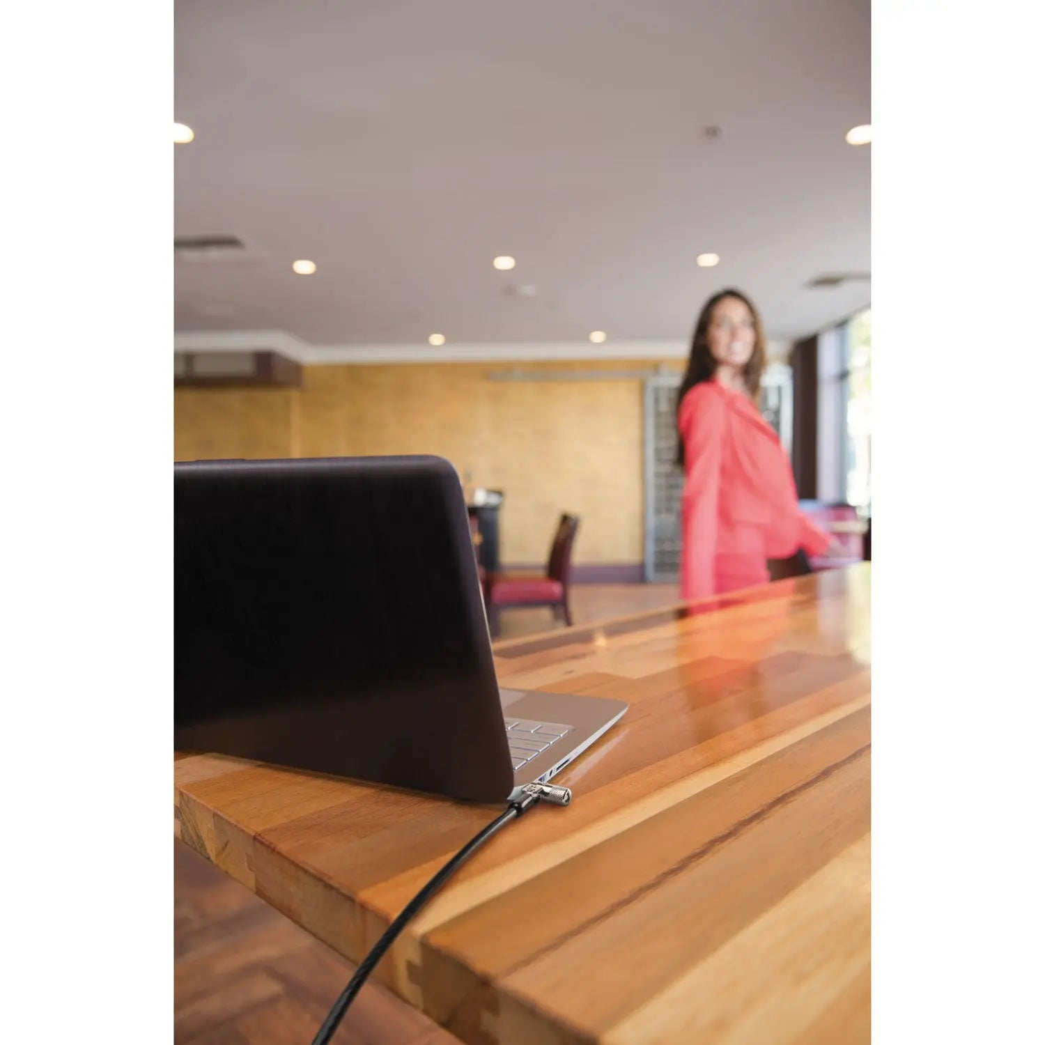 MicroSaver 2.0 Keyed Laptop Lock, 6 ft Steel Cable, Silver, 2 Keys Kensington® Flipcost