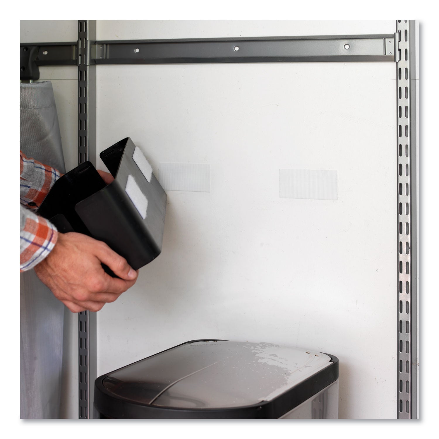 VELCRO® Brand Industrial-Strength Heavy-Duty Fasteners, 2" X 4", White, 2/pack