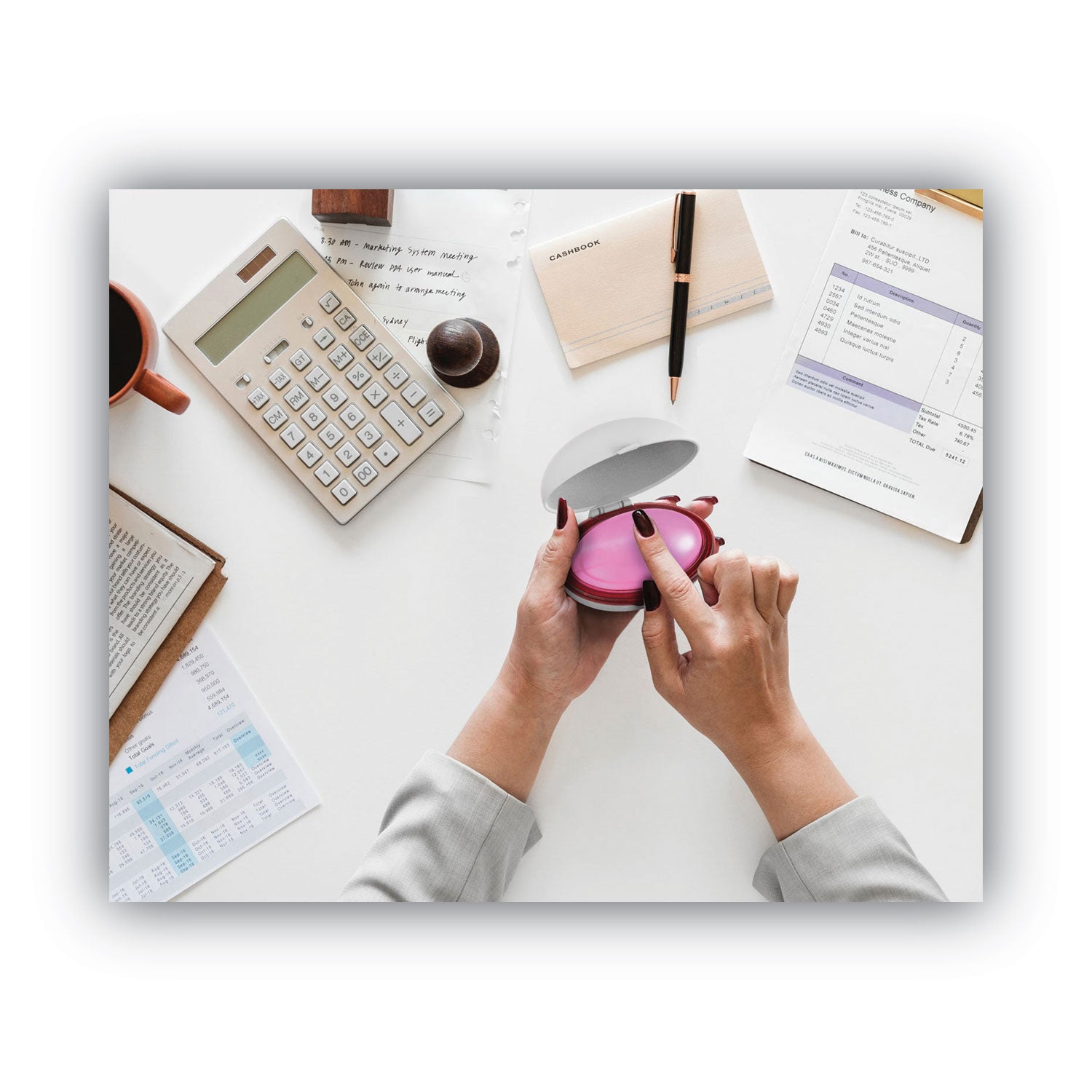 Lee Sortkwik® Ergo-Style Fingertip Moistener, 1.5 Oz, White