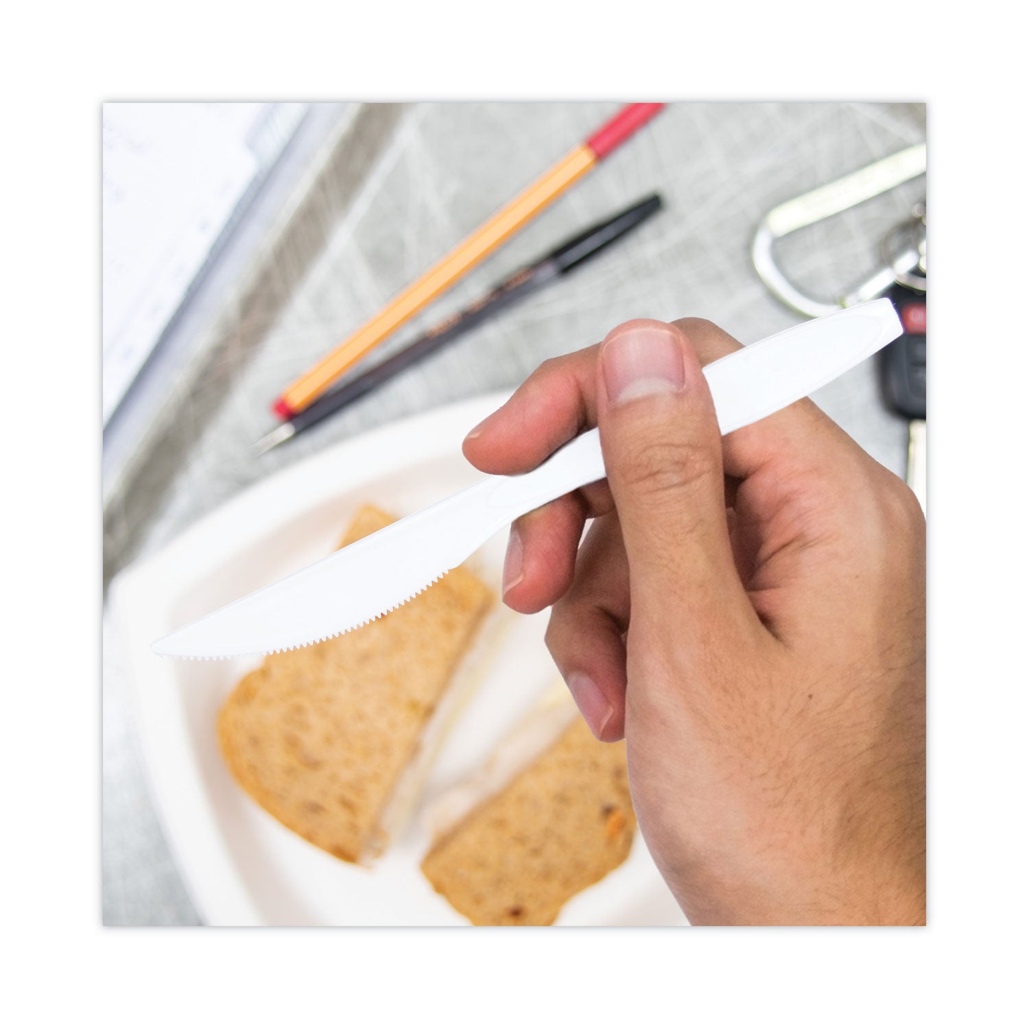 SOLO® Impress Heavyweight Full-Length Polystyrene Cutlery, Knife, Plastic, White, 1,000/Carton