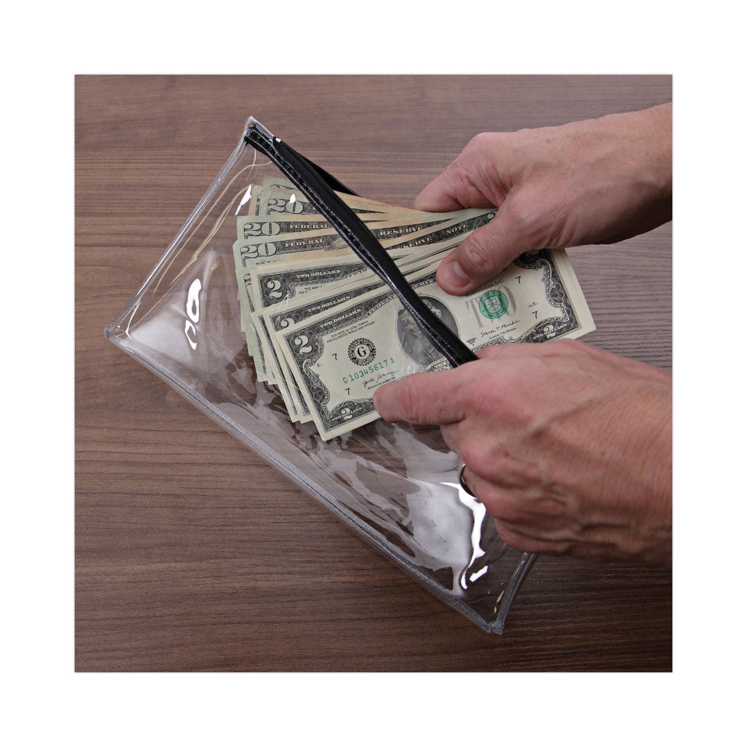 Universal® Zippered Wallets/cases, Leatherette Pu, 11 X 6, Clear/black, 2/pack