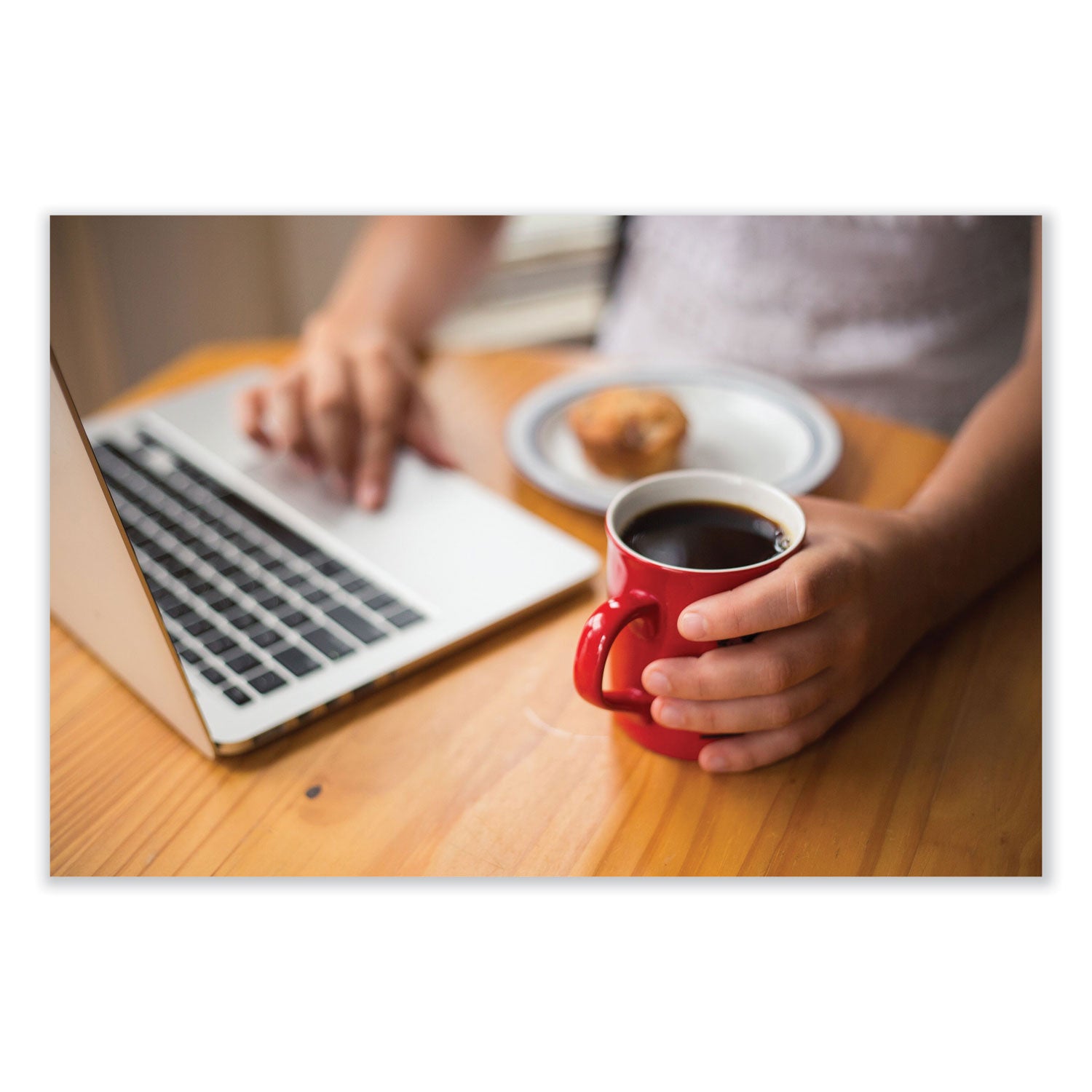 Folgers® Coffee, Breakfast Blend, 22.6 oz Canister