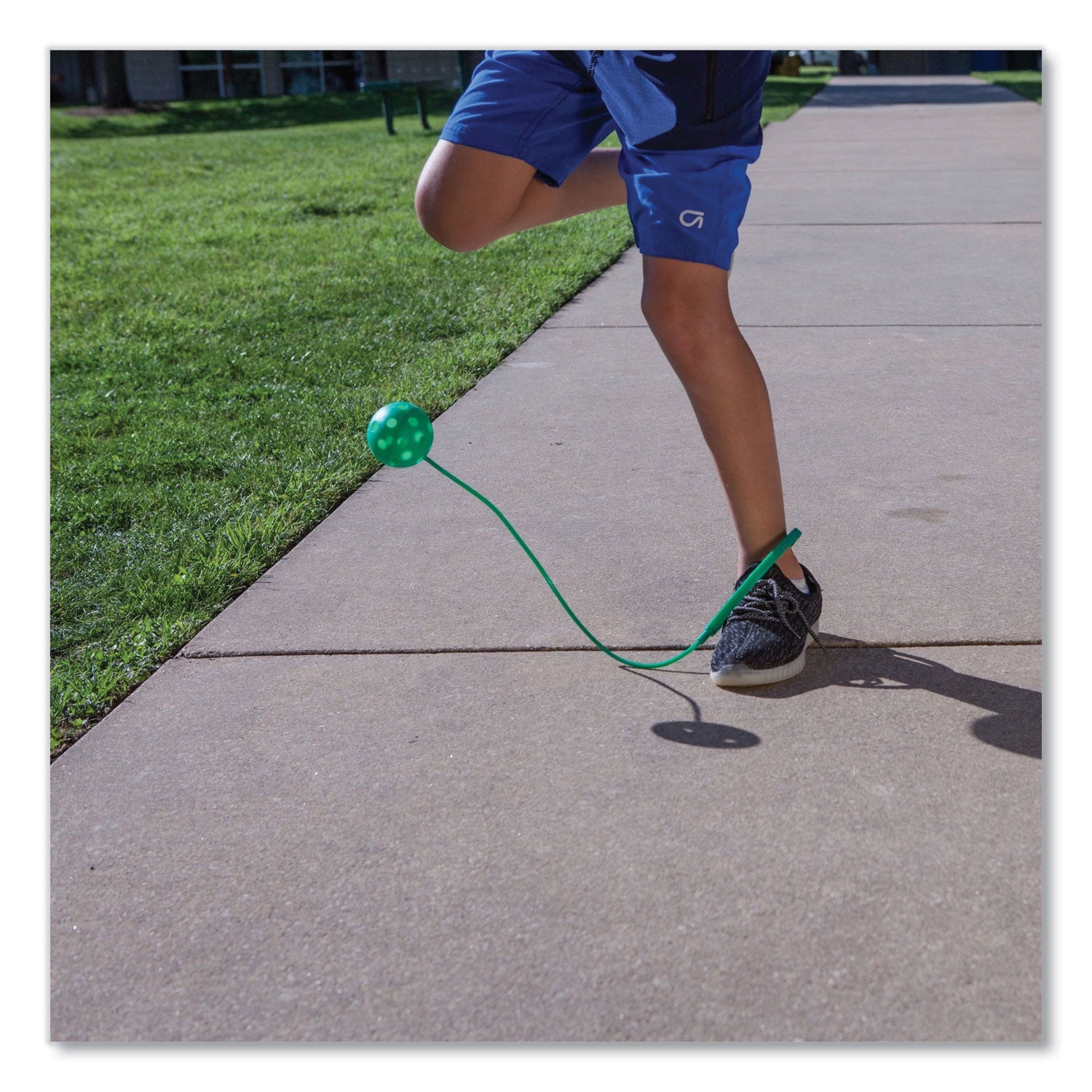 Champion Sports Swing Ball Set, 5.5" Diameter, Assorted Colors, 6/set